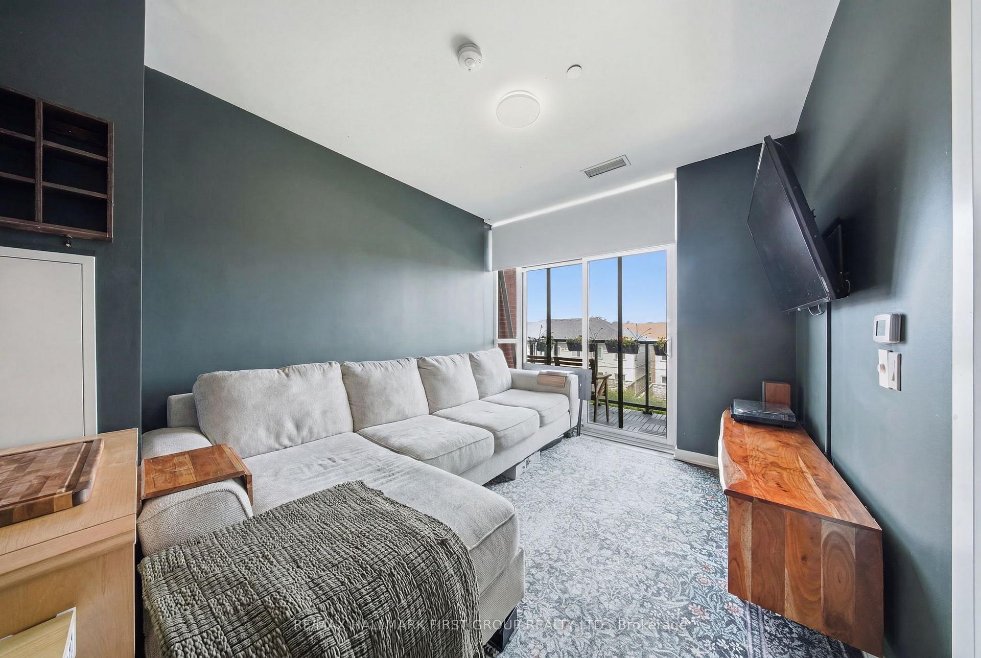 Photo 9 of Unit 325, 1010 Dundas St E Street, Whitby, Pringle Creek — HOMEH