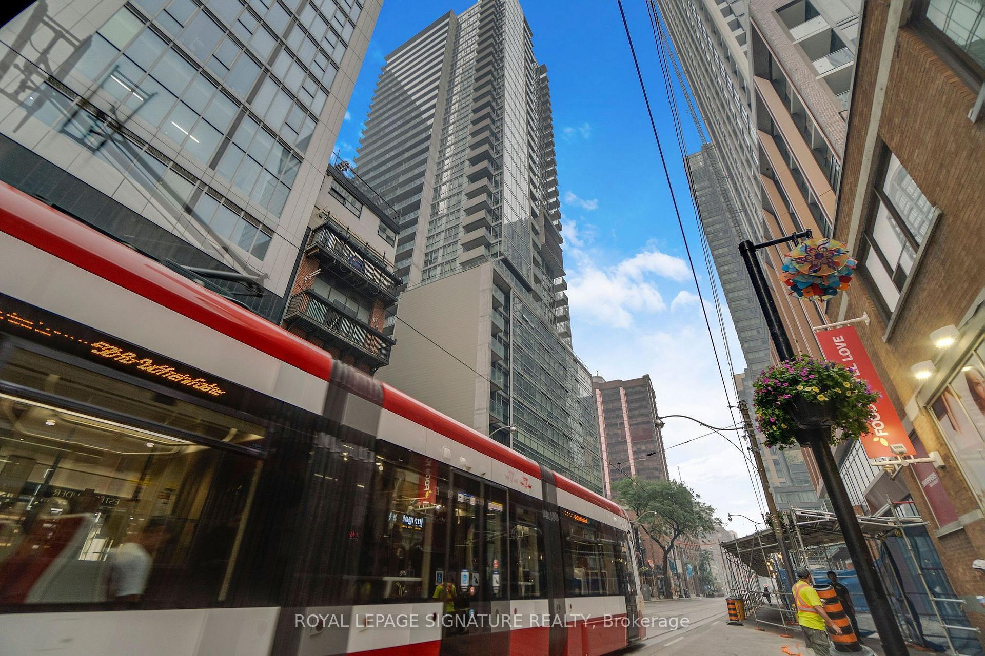 Photo 3 of Unit 3210, 375 King Street, Toronto, Waterfront Communities — HOMEH