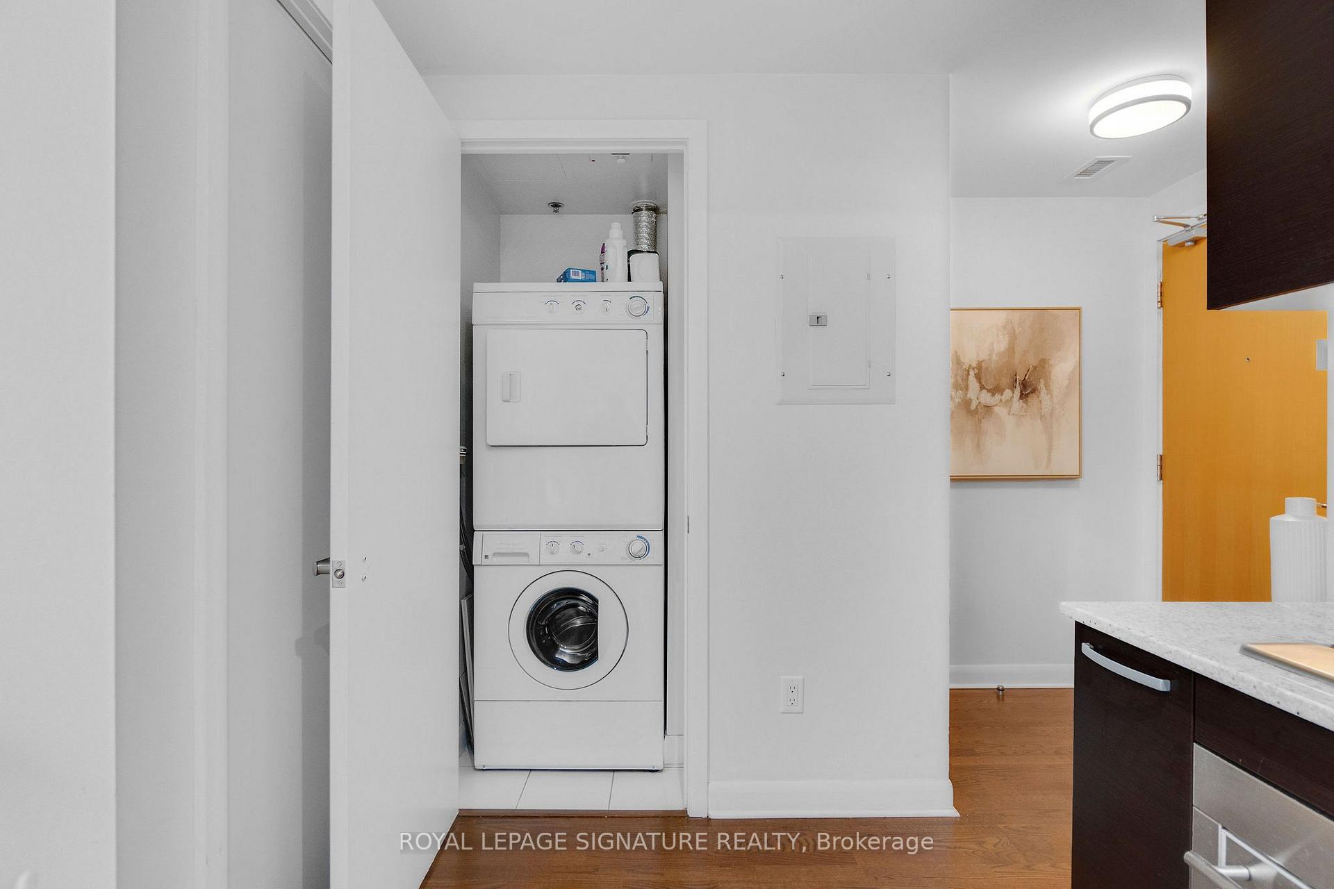 Photo 22 of Unit 3210, 375 King Street, Toronto, Waterfront Communities — HOMEH