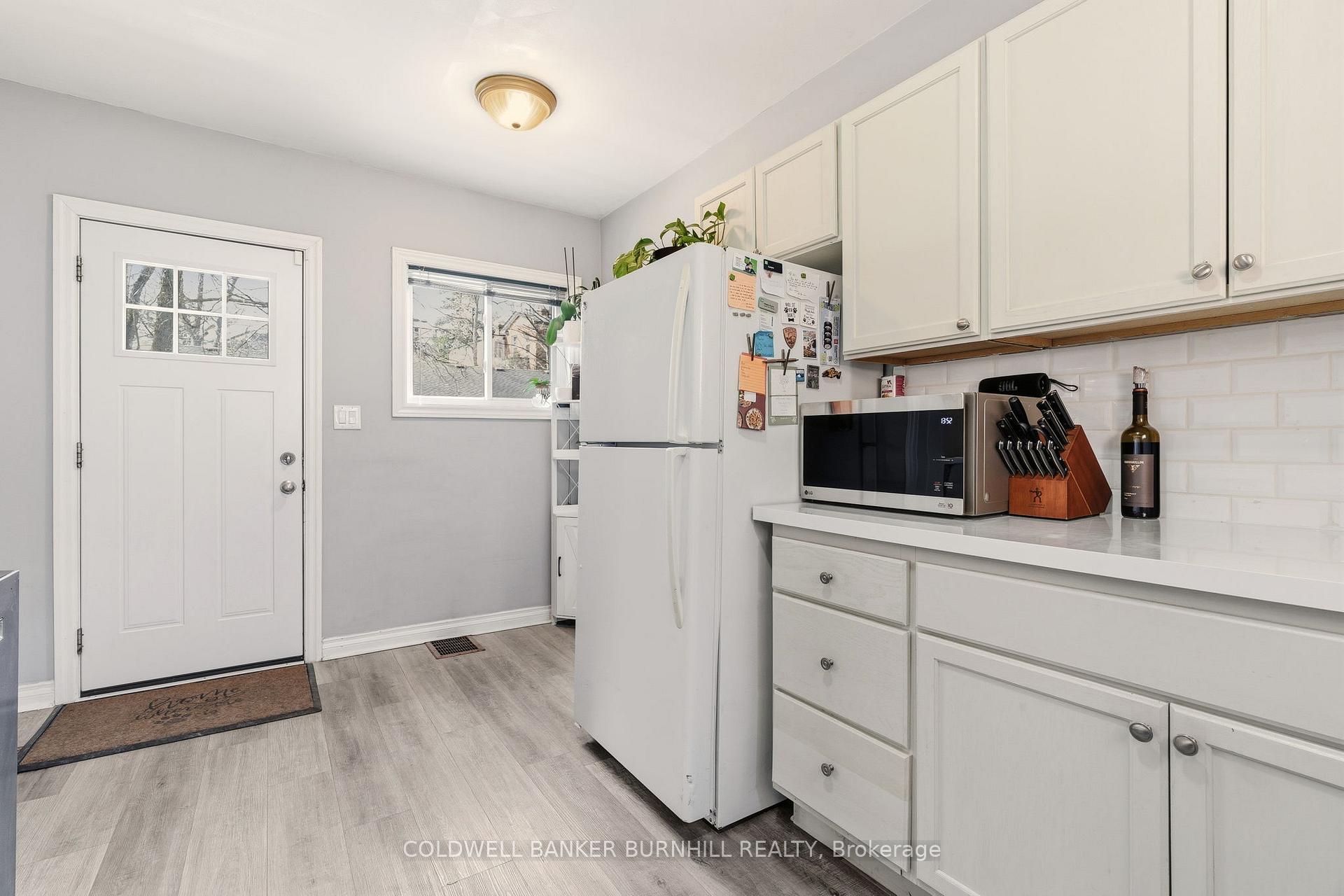 Photo 8 of 35 Dundas Street, Hamilton, Dundas — HOMEH