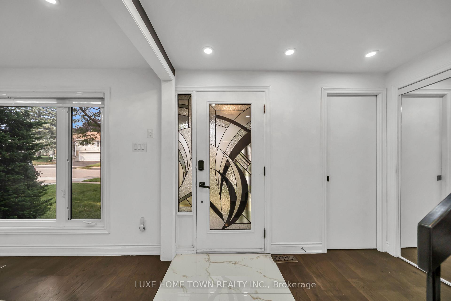 Photo 6 of 37 Ferman Drive, Guelph, Willow West/Sugarbush/West Acres — HOMEH