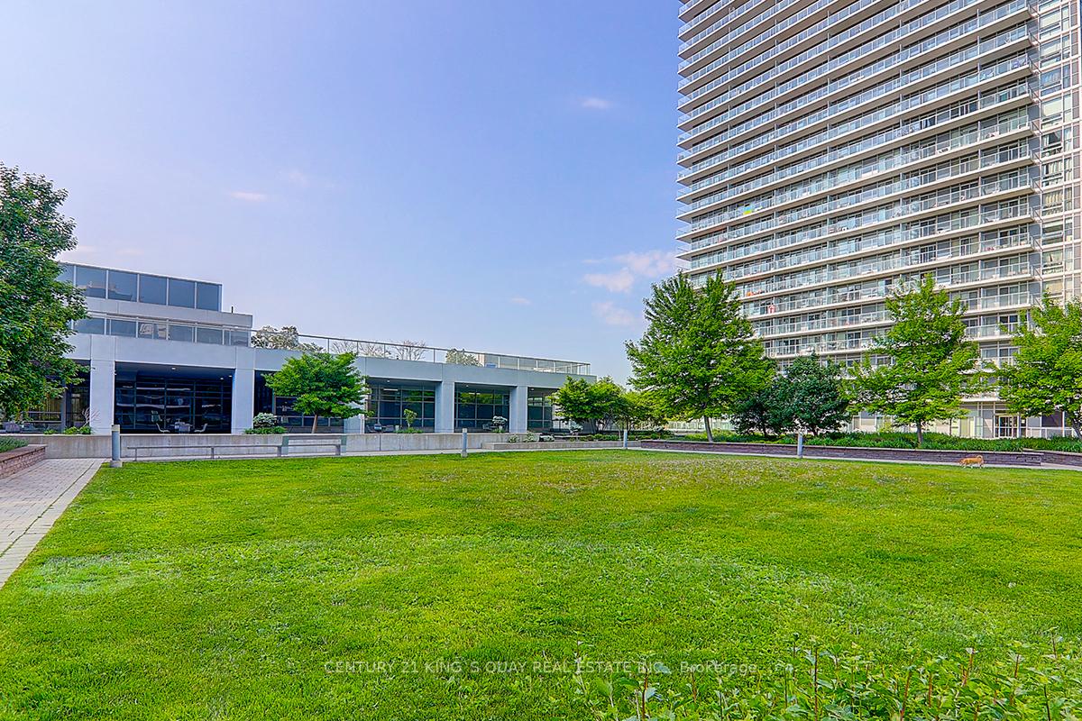 Photo 7 of Unit 1108, 2015 Sheppard Avenue E, North York, Henry Farm — HOMEH