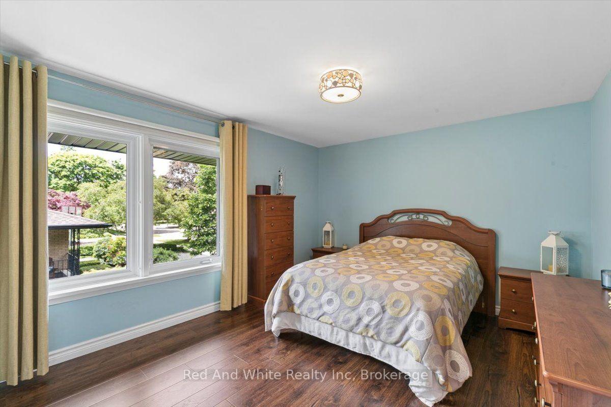 Photo 14 of 138 Blueridge Avenue, Kitchener, St. Marys Hospital — HOMEH