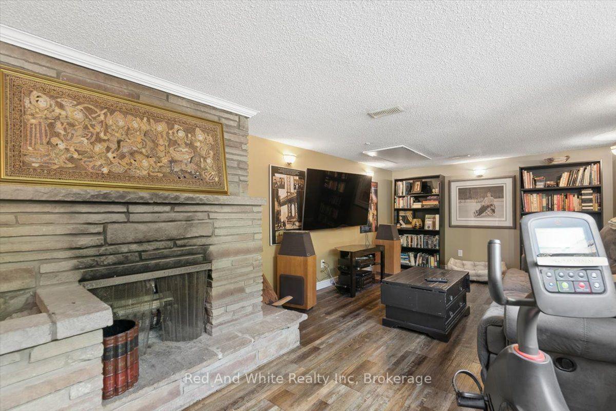 Photo 21 of 138 Blueridge Avenue, Kitchener, St. Marys Hospital — HOMEH