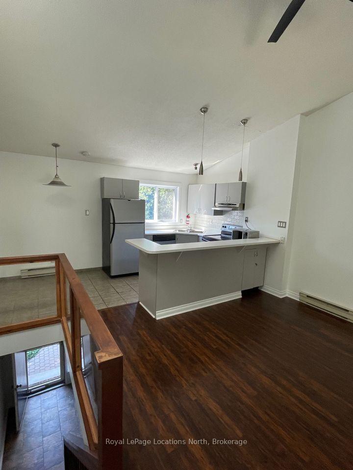 Photo 8 of Unit 21, 581 Oxbow Crescent, Collingwood — HOMEH