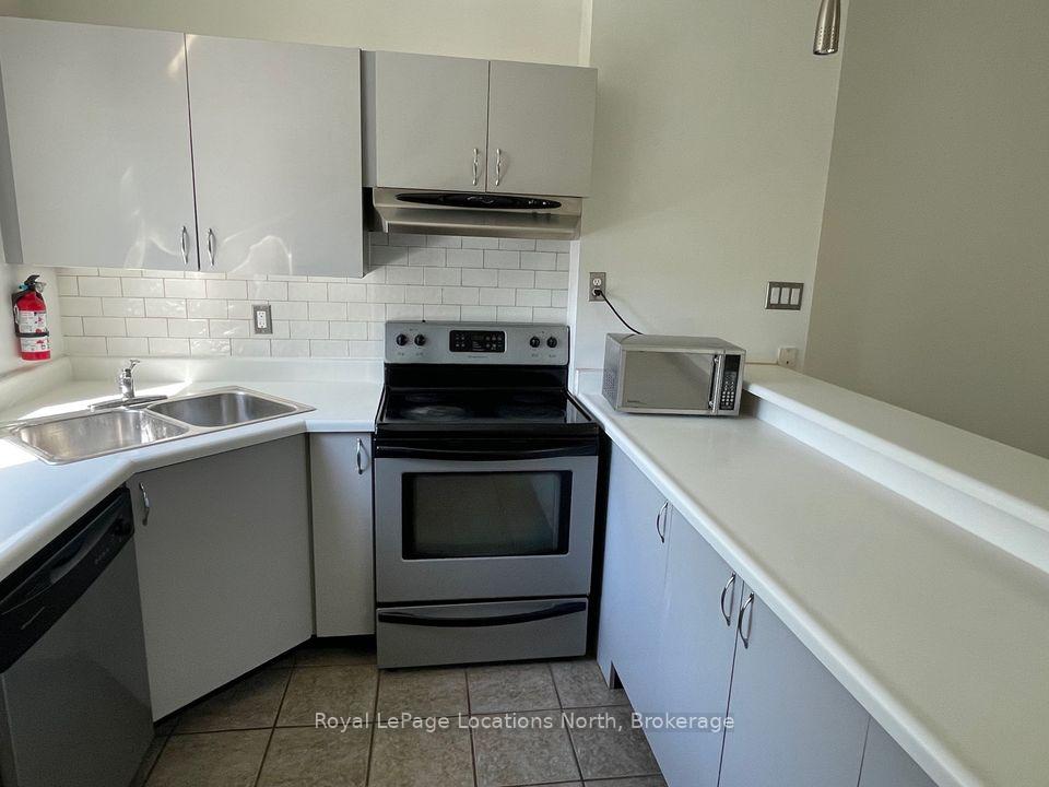 Photo 9 of Unit 21, 581 Oxbow Crescent, Collingwood — HOMEH