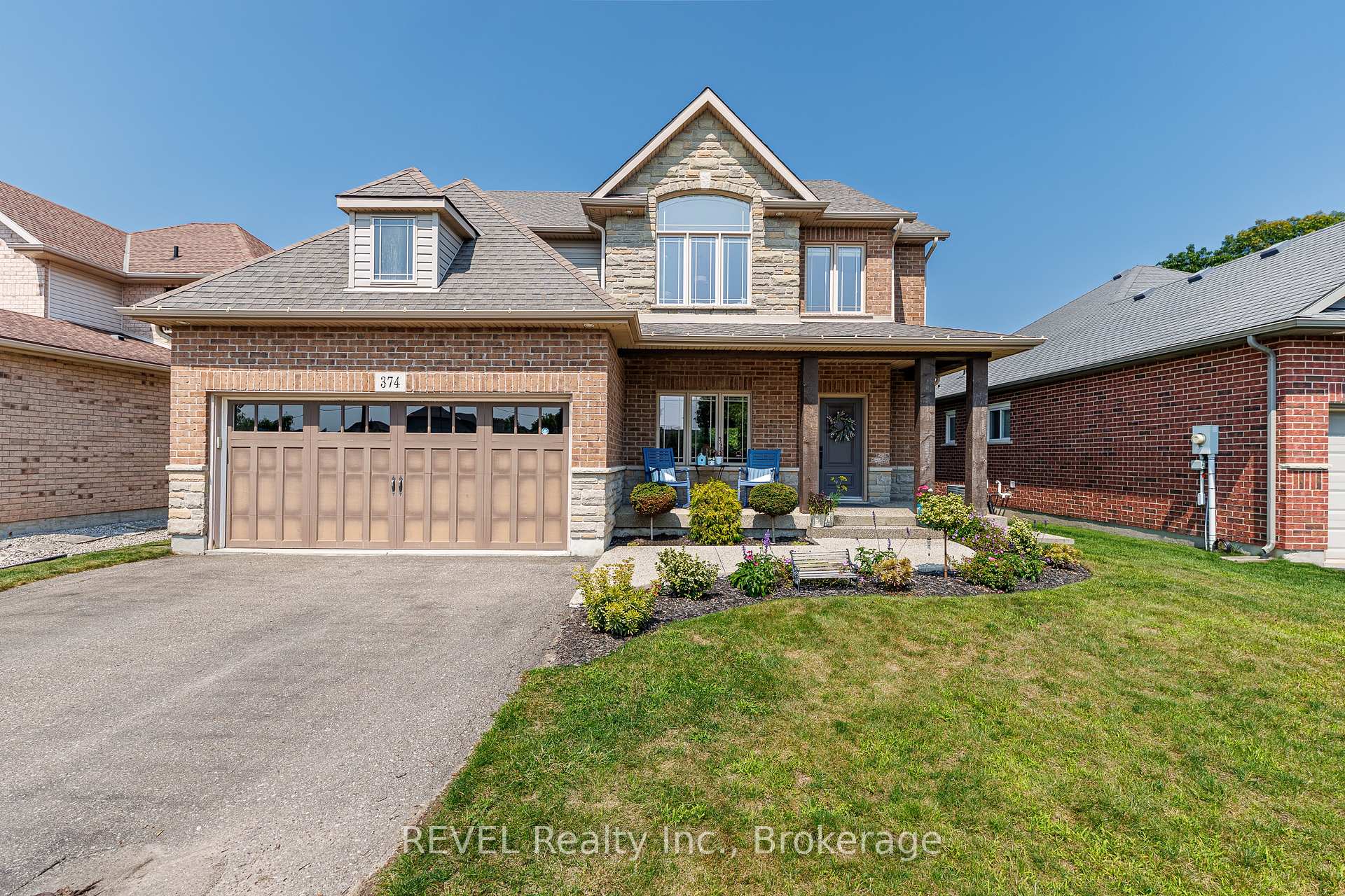Photo of 374 Hillsdale Road