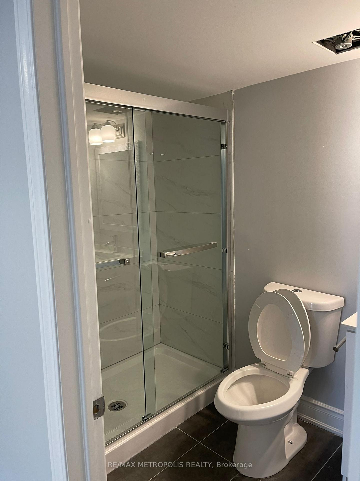 Photo 6 of Unit Bsmt, 2 Summitgreen Crescent, Brampton, Sandringham-Wellington — HOMEH