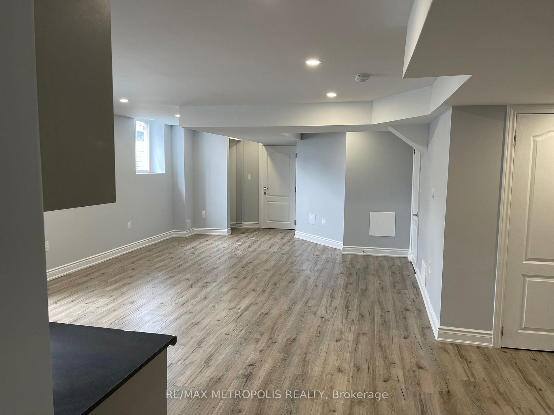 Photo 12 of Unit Bsmt, 2 Summitgreen Crescent, Brampton, Sandringham-Wellington — HOMEH