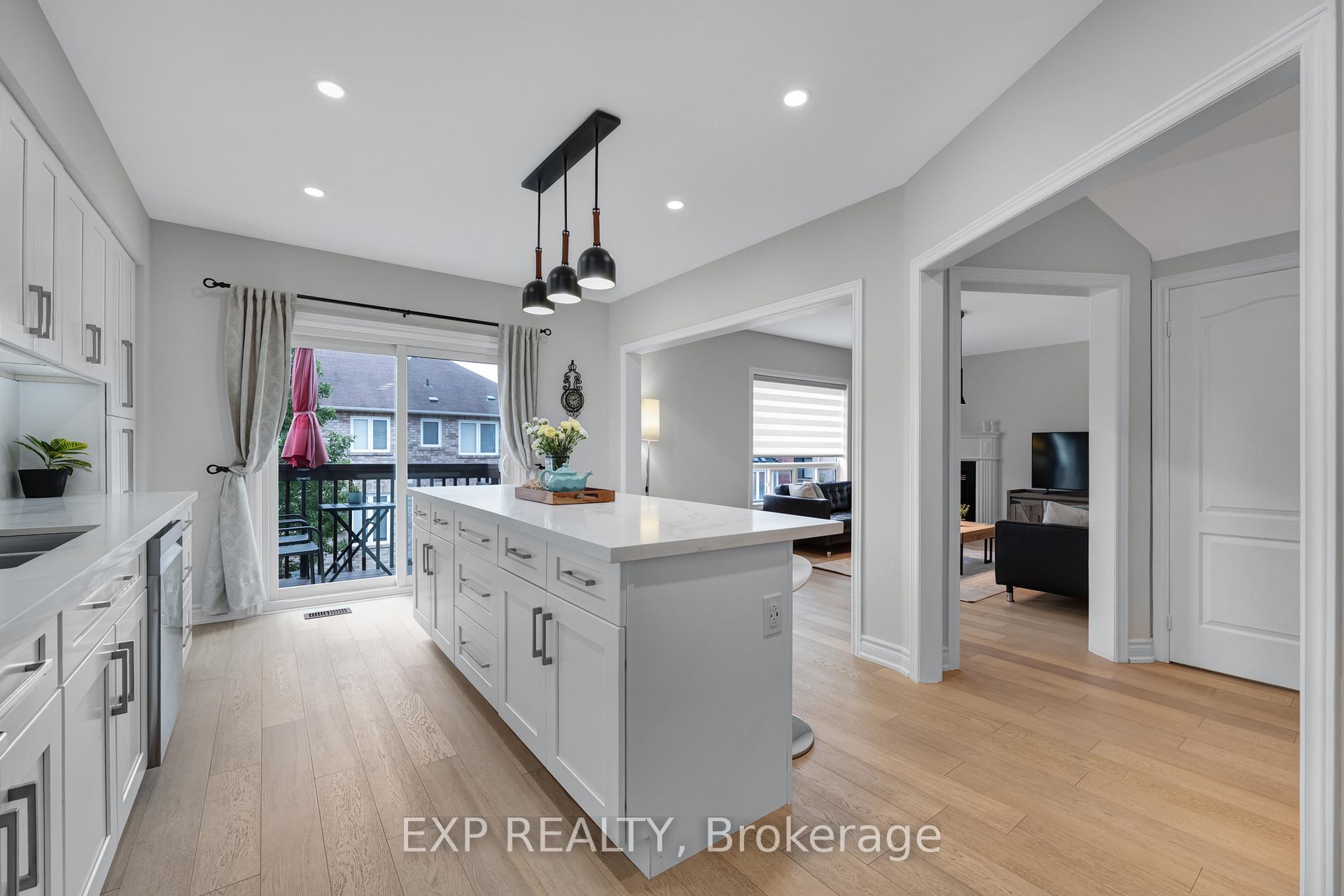 Photo 9 of 320 Dowson Loop, Newmarket, Woodland Hill — HOMEH