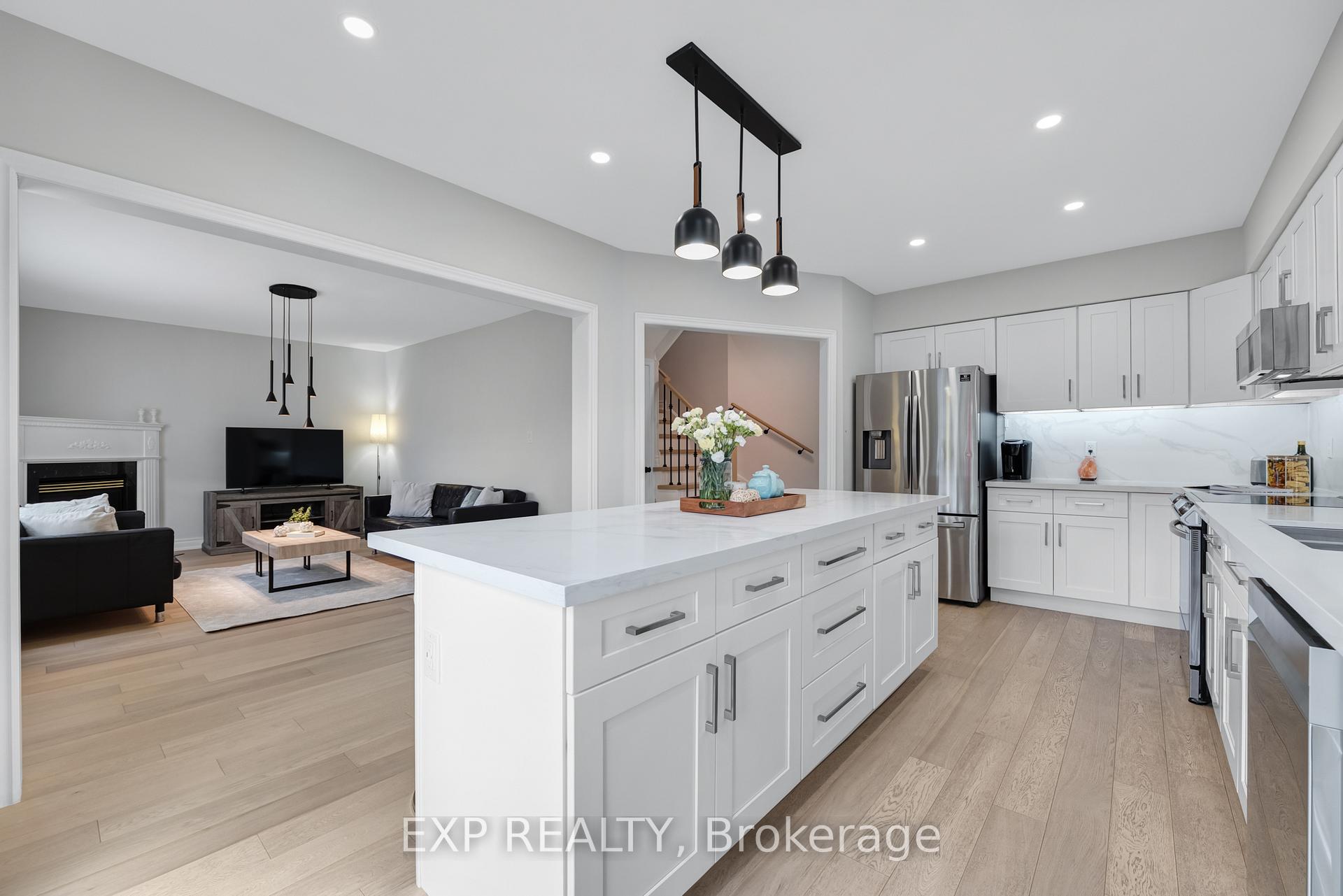 Photo 12 of 320 Dowson Loop, Newmarket, Woodland Hill — HOMEH