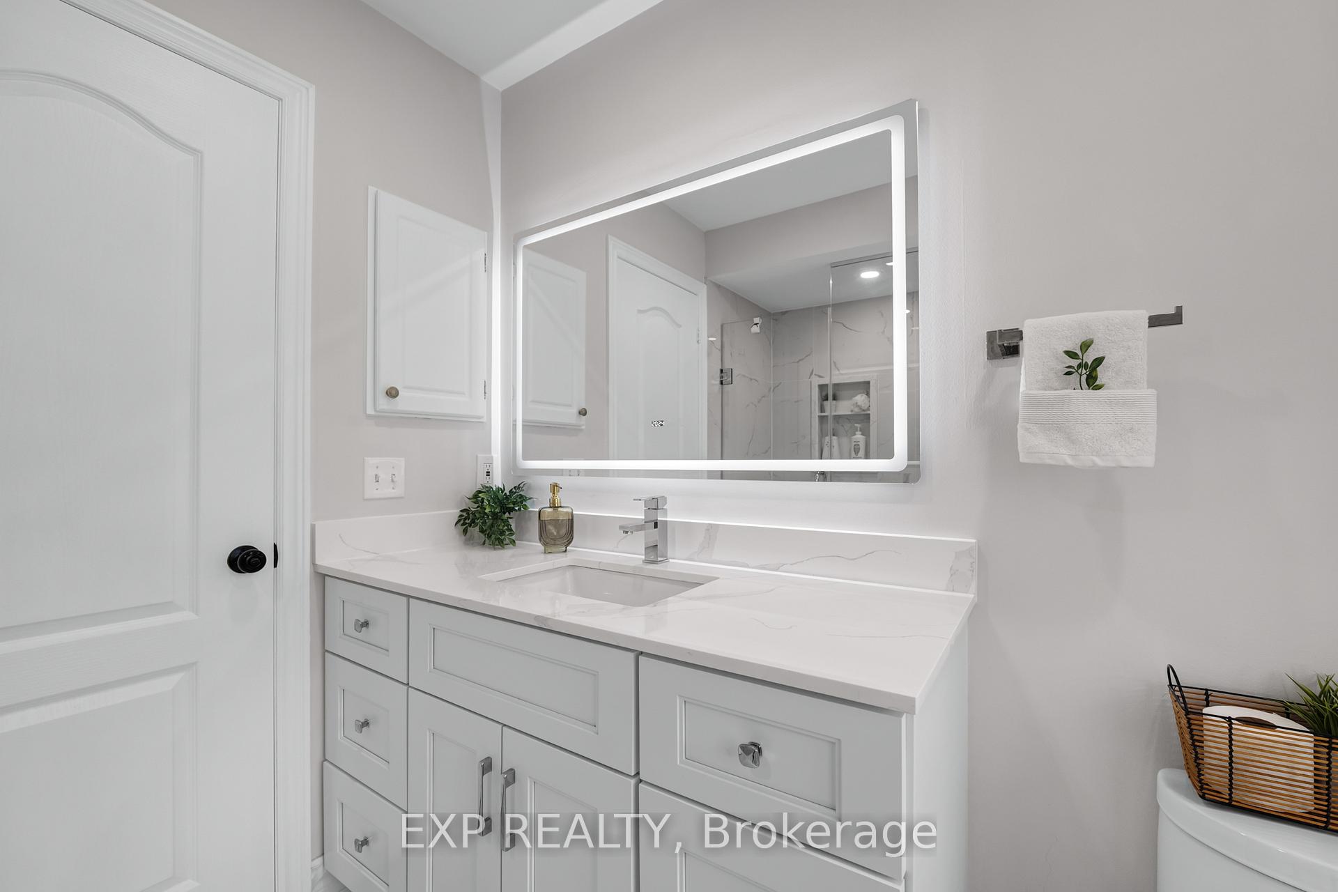 Photo 28 of 320 Dowson Loop, Newmarket, Woodland Hill — HOMEH