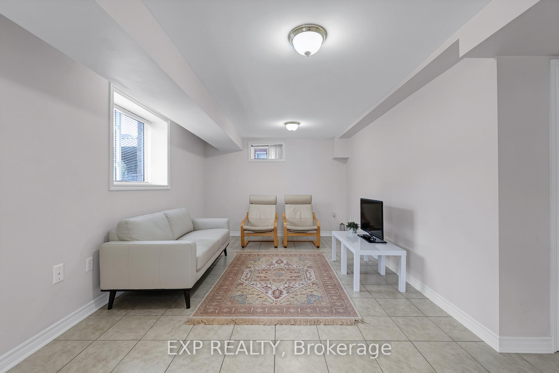 Photo 37 of 320 Dowson Loop, Newmarket, Woodland Hill — HOMEH
