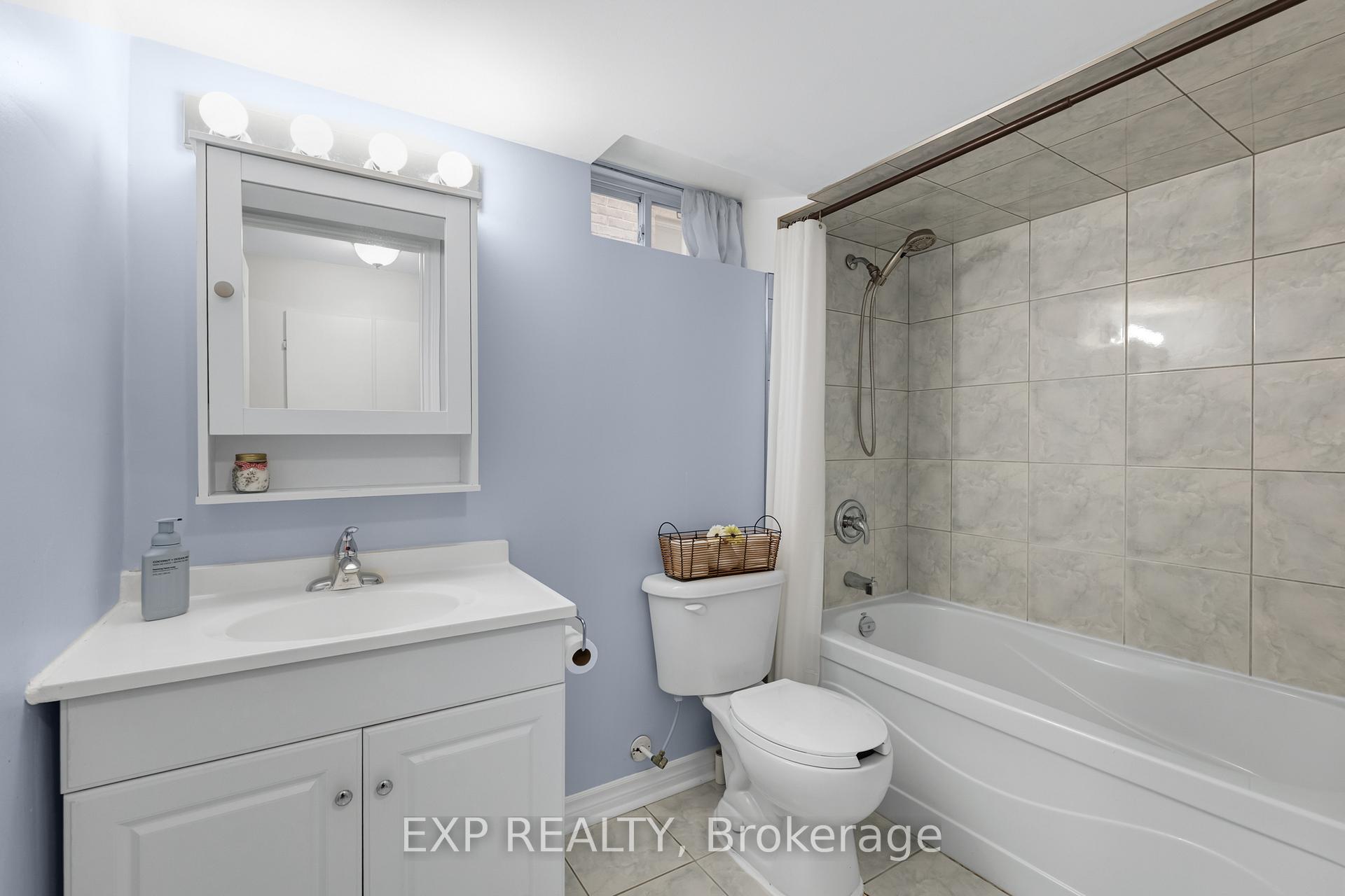Photo 40 of 320 Dowson Loop, Newmarket, Woodland Hill — HOMEH
