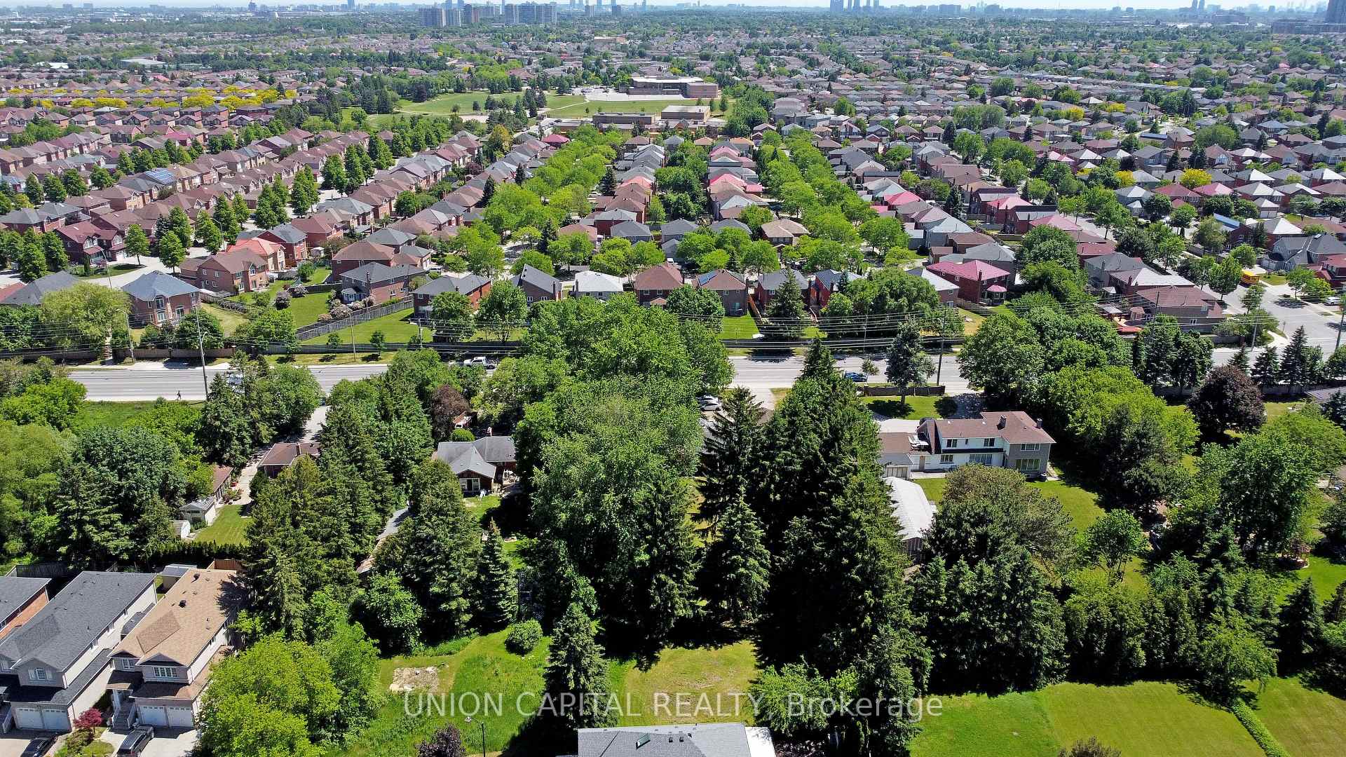 Photo 36 of 4914 14th Avenue, Markham, Milliken Mills East — HOMEH