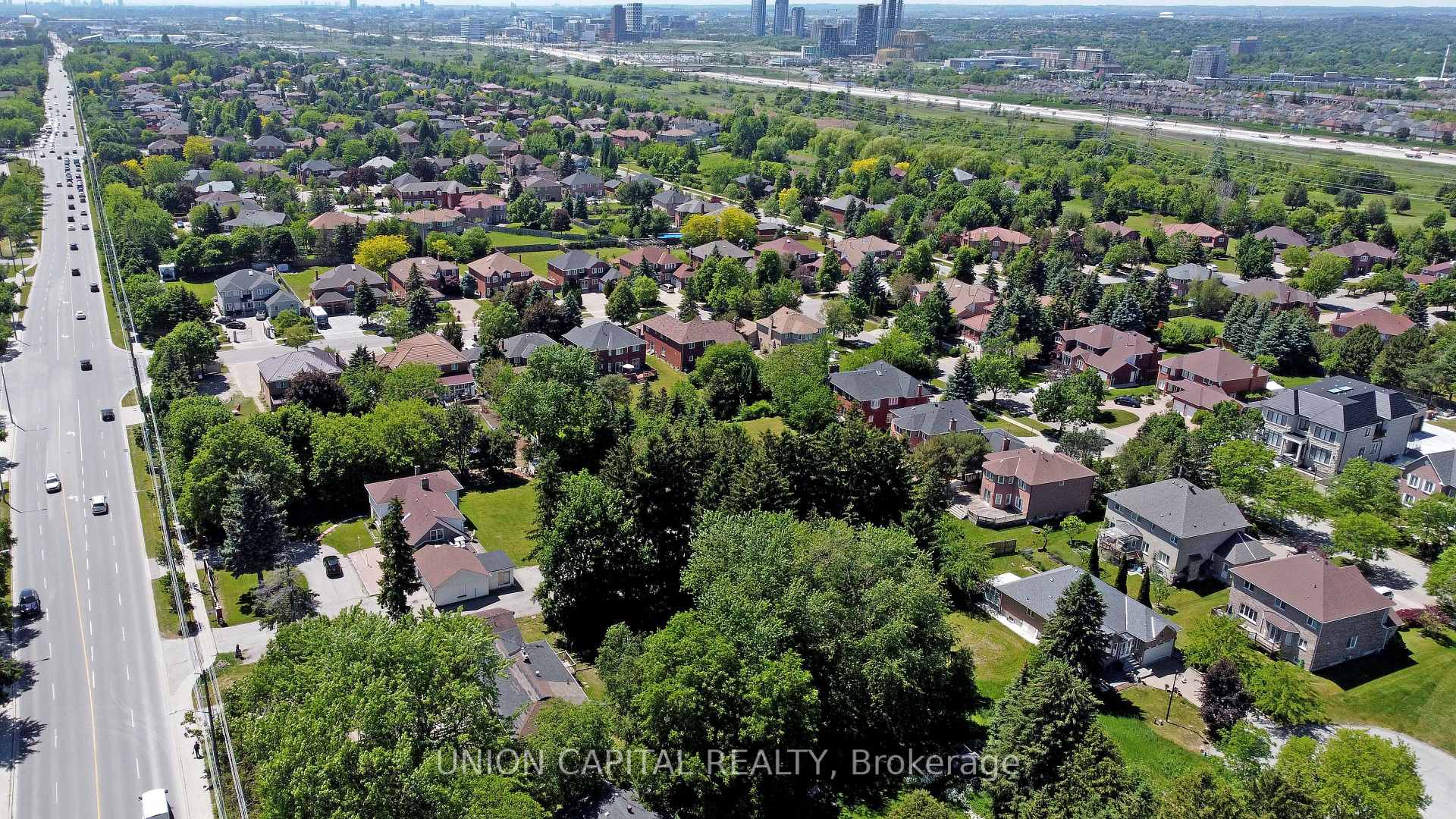 Photo 38 of 4914 14th Avenue, Markham, Milliken Mills East — HOMEH