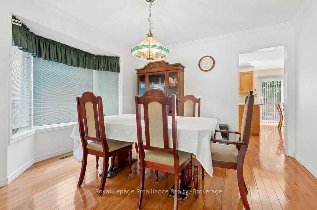 Photo 10 of 14 Parker Drive, Quinte West, Murray Ward — HOMEH