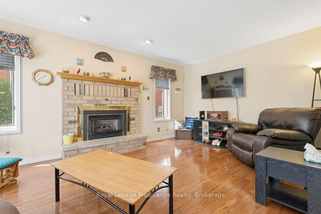 Photo 18 of 14 Parker Drive, Quinte West, Murray Ward — HOMEH