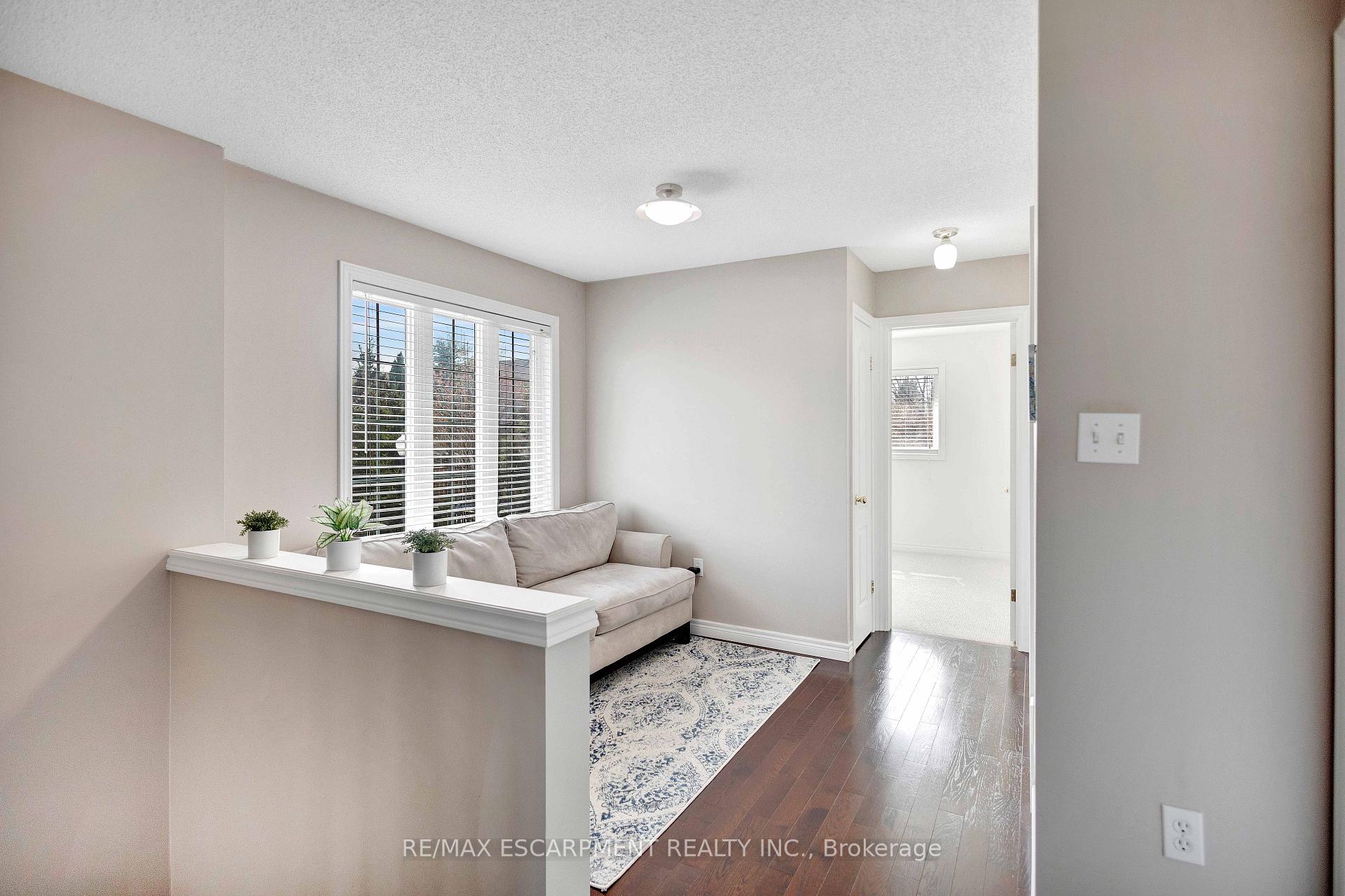 Photo 22 of Unit 8, 232 Stonehenge Drive, Hamilton, Ancaster — HOMEH
