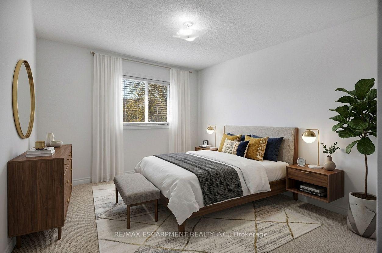 Photo 26 of Unit 8, 232 Stonehenge Drive, Hamilton, Ancaster — HOMEH