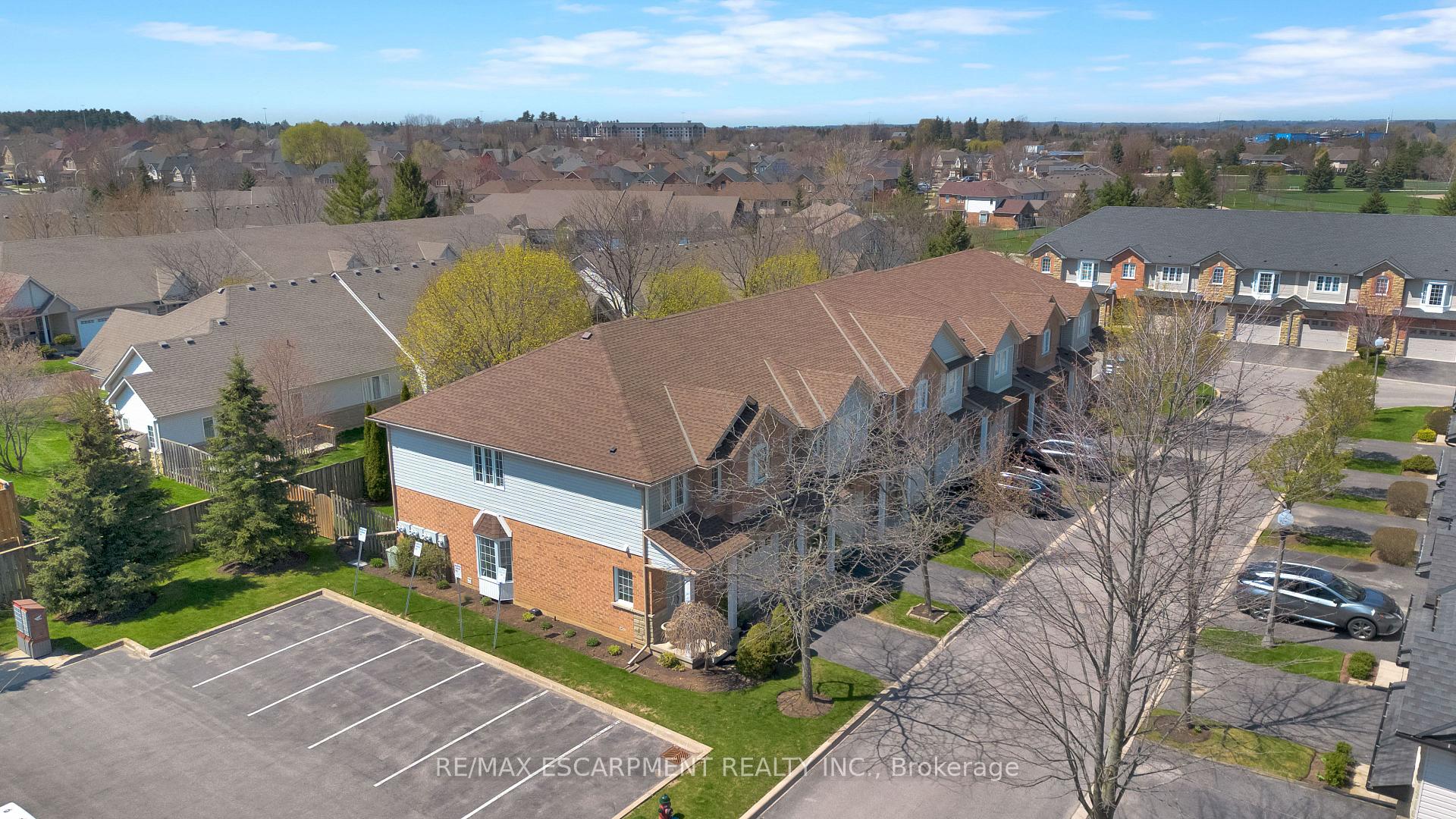 Photo 40 of Unit 8, 232 Stonehenge Drive, Hamilton, Ancaster — HOMEH