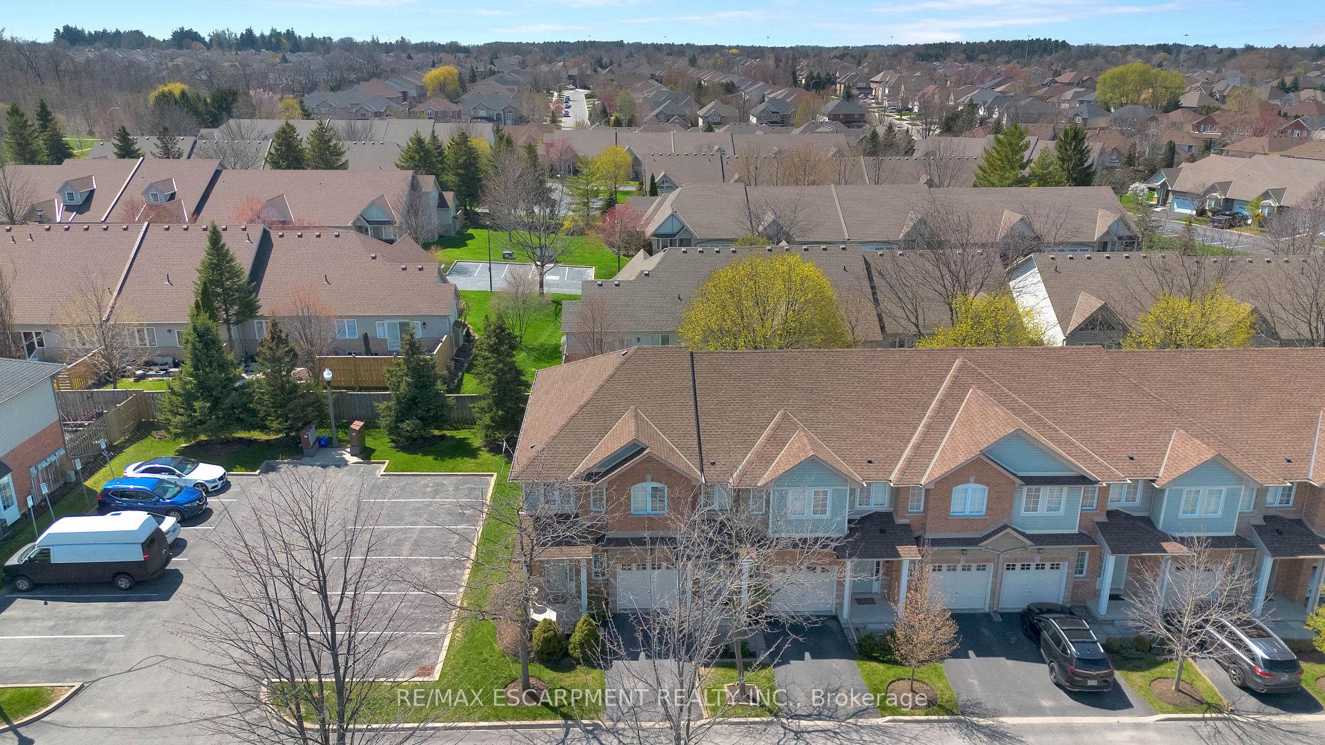 Photo 41 of Unit 8, 232 Stonehenge Drive, Hamilton, Ancaster — HOMEH