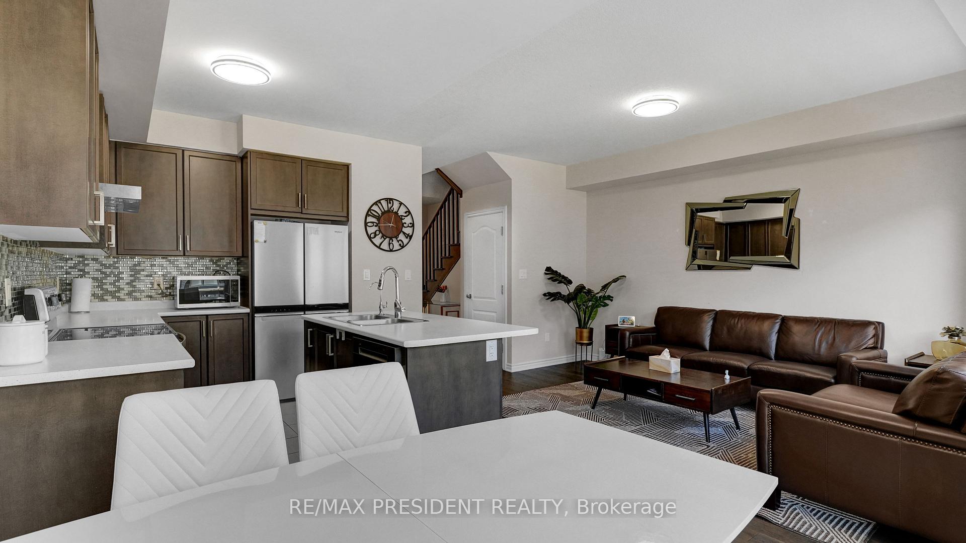 Photo 5 of 105 Eva Drive, Woolwich, Breslau — HOMEH