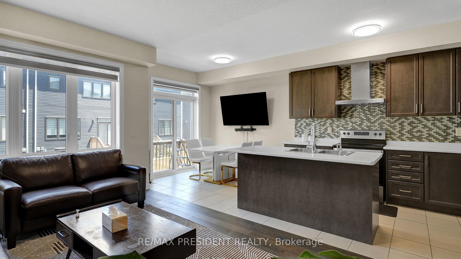 Photo 7 of 105 Eva Drive, Woolwich, Breslau — HOMEH