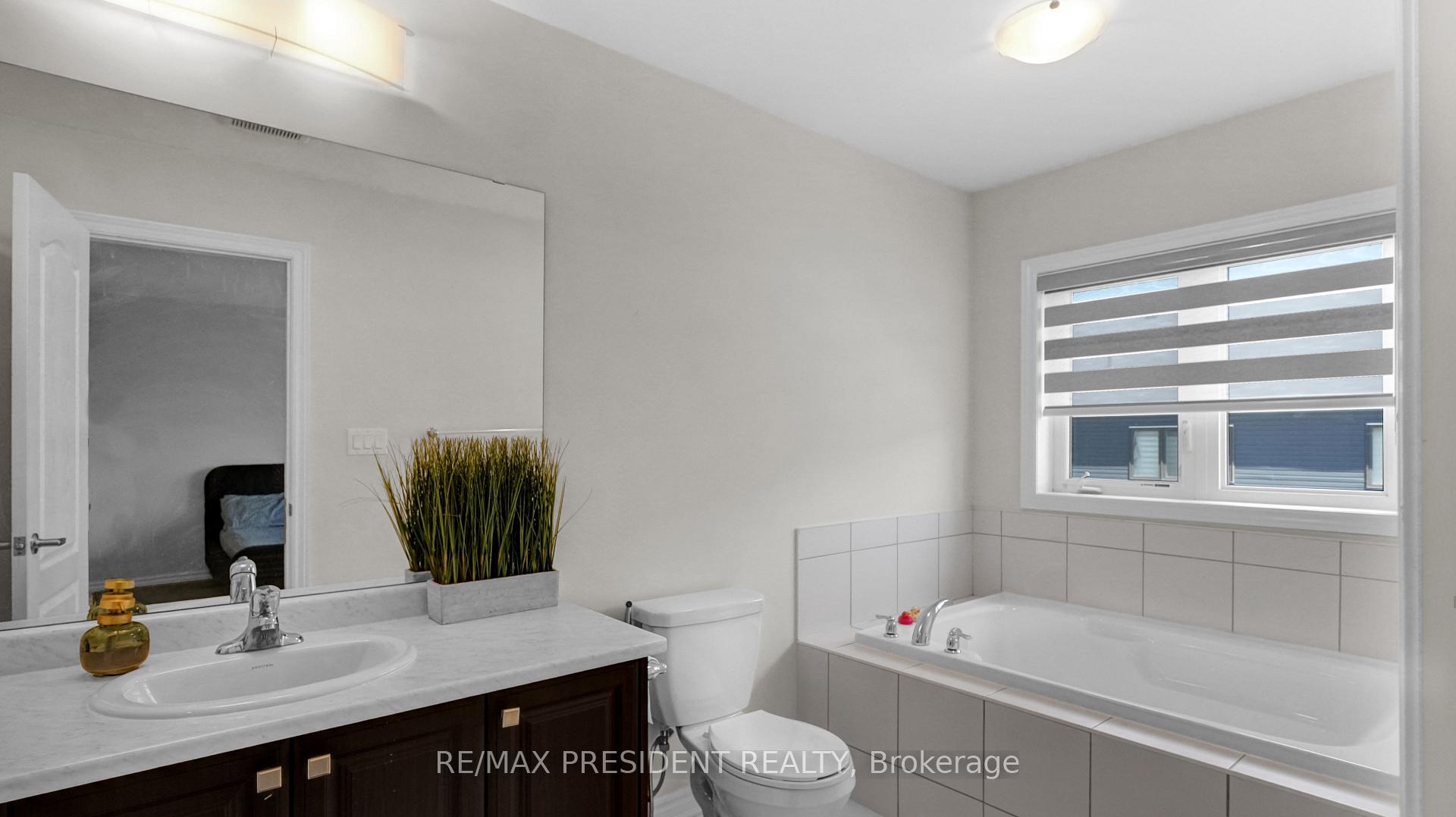 Photo 15 of 105 Eva Drive, Woolwich, Breslau — HOMEH