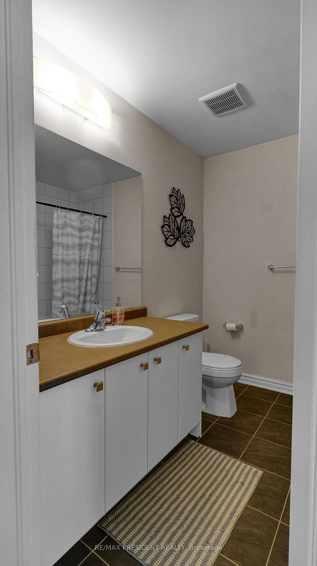 Photo 18 of 105 Eva Drive, Woolwich, Breslau — HOMEH