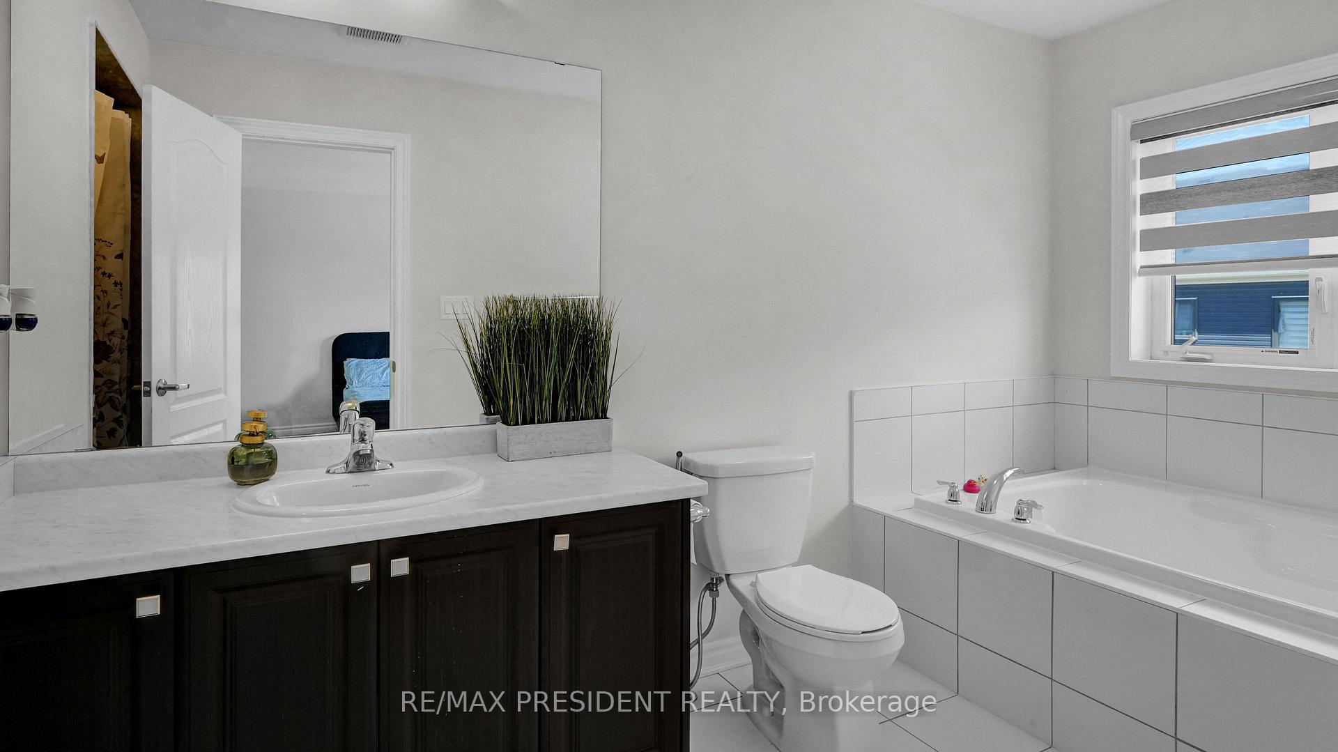 Photo 25 of 105 Eva Drive, Woolwich, Breslau — HOMEH