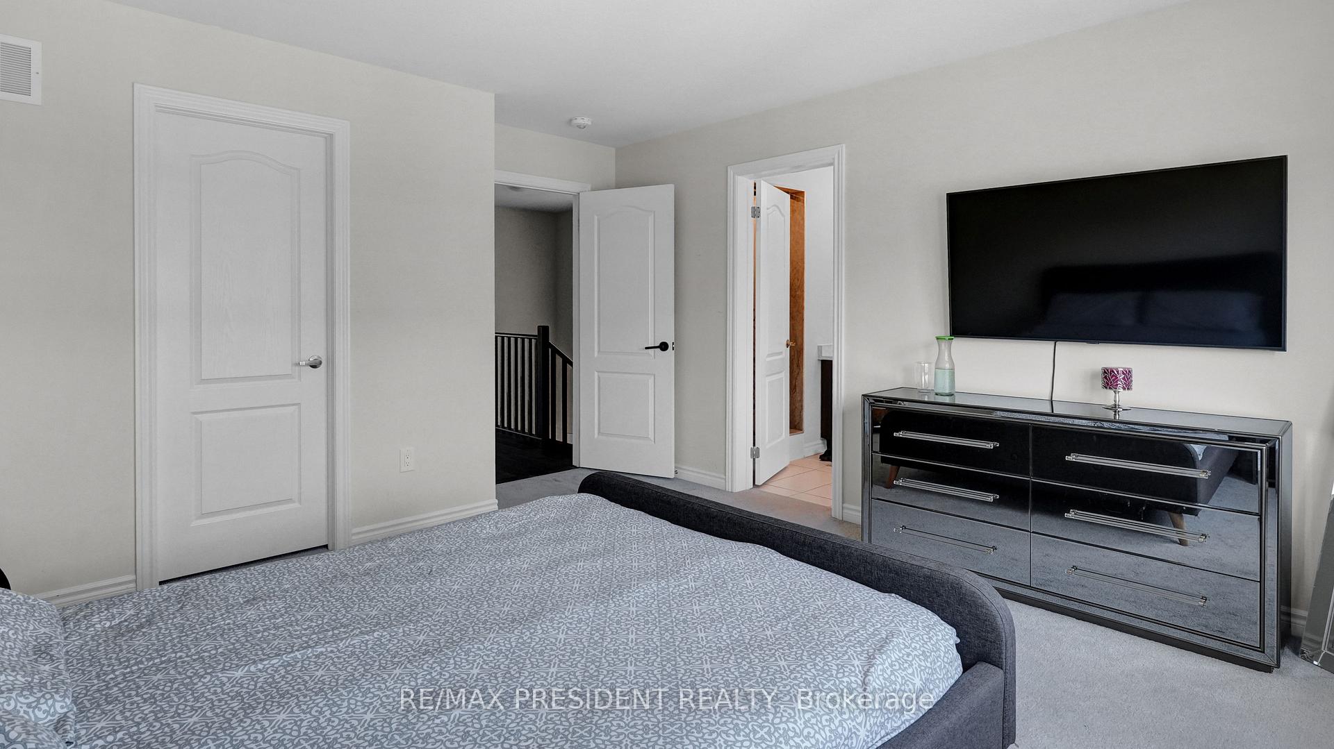 Photo 26 of 105 Eva Drive, Woolwich, Breslau — HOMEH