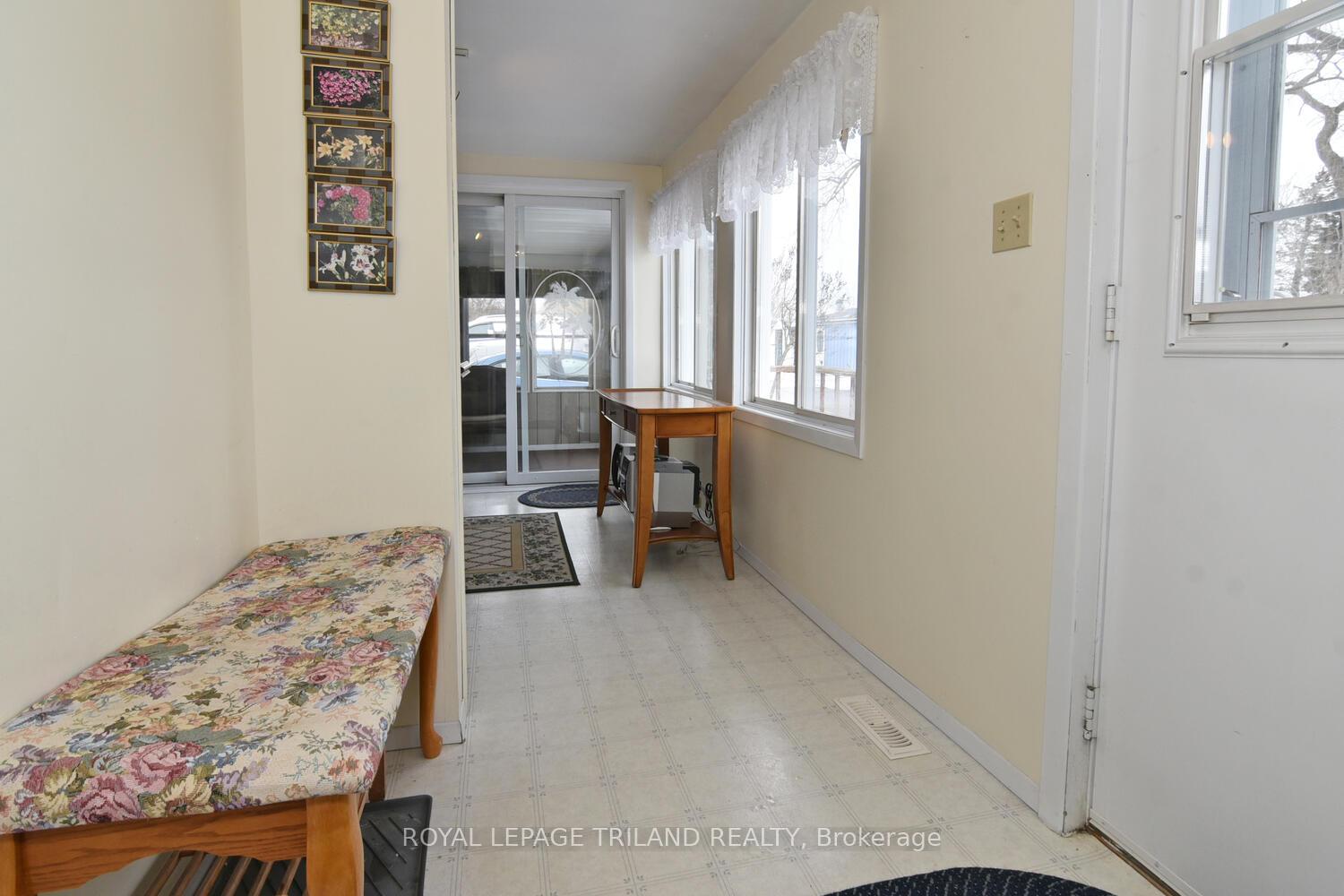 Photo 4 of Unit 27, 9385 Ipperwash Road, Lambton Shores — HOMEH