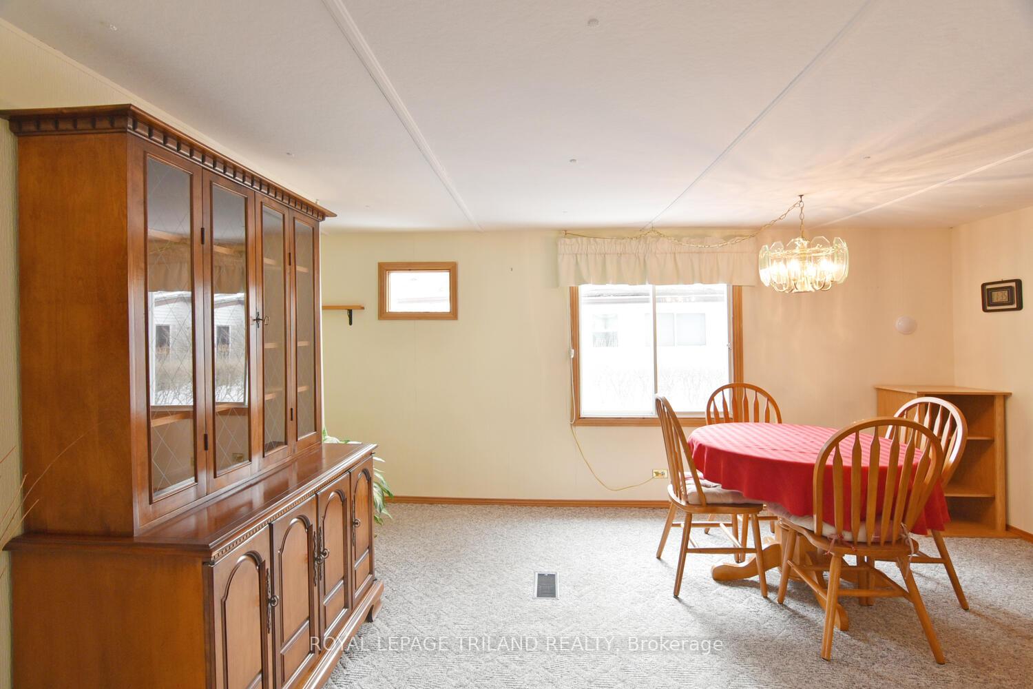 Photo 11 of Unit 27, 9385 Ipperwash Road, Lambton Shores — HOMEH