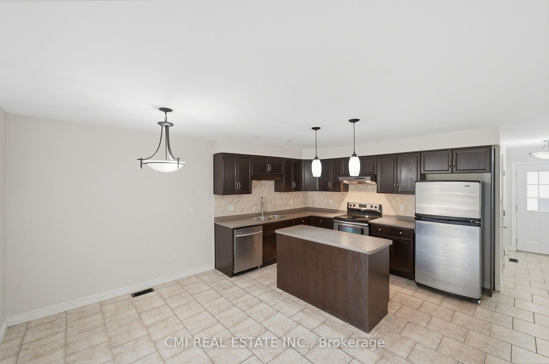 Photo 11 of Unit 40, 105 Bard Boulevard, Guelph, Pineridge/Westminster Woods — HOMEH