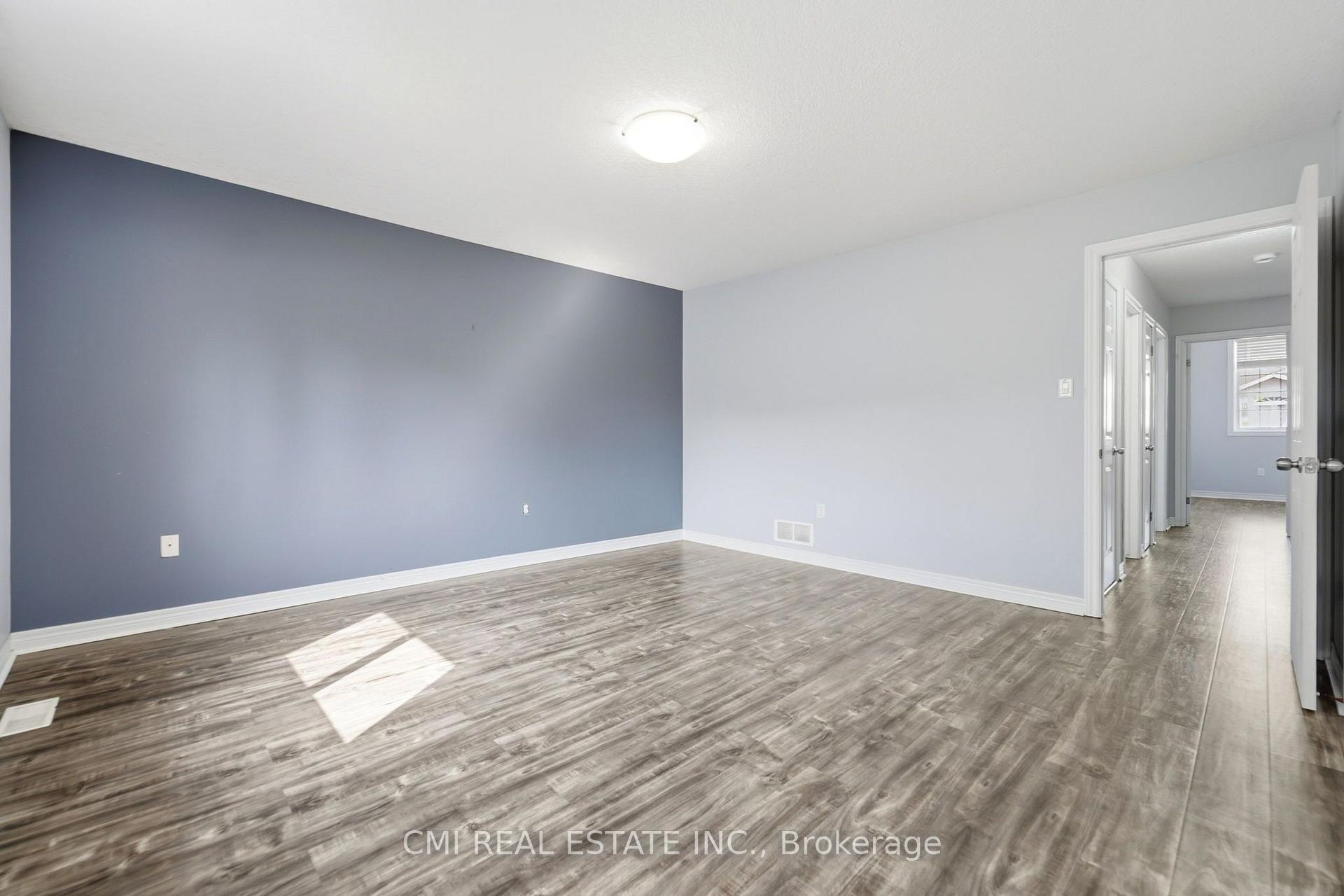 Photo 17 of Unit 40, 105 Bard Boulevard, Guelph, Pineridge/Westminster Woods — HOMEH