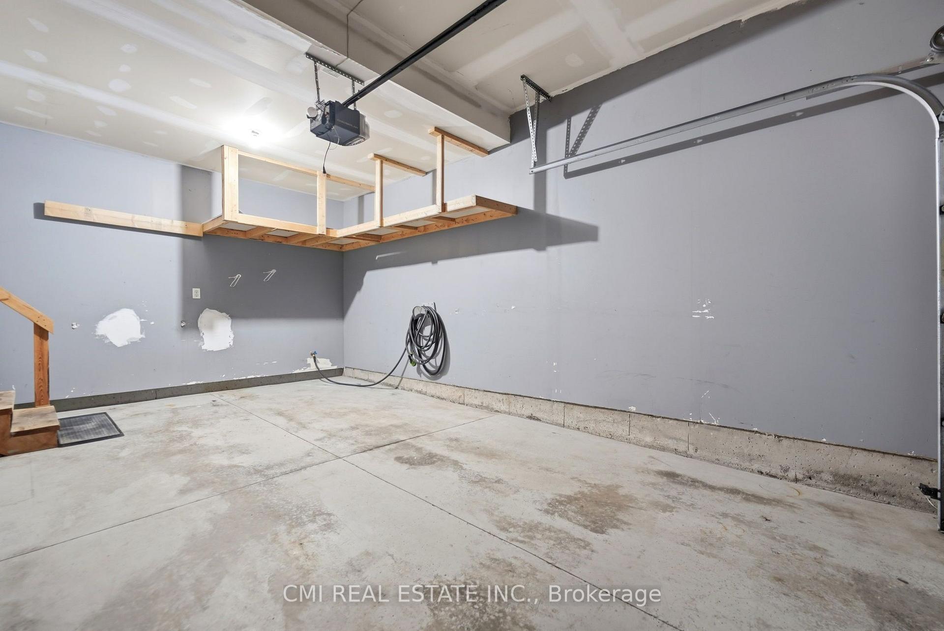 Photo 38 of Unit 40, 105 Bard Boulevard, Guelph, Pineridge/Westminster Woods — HOMEH