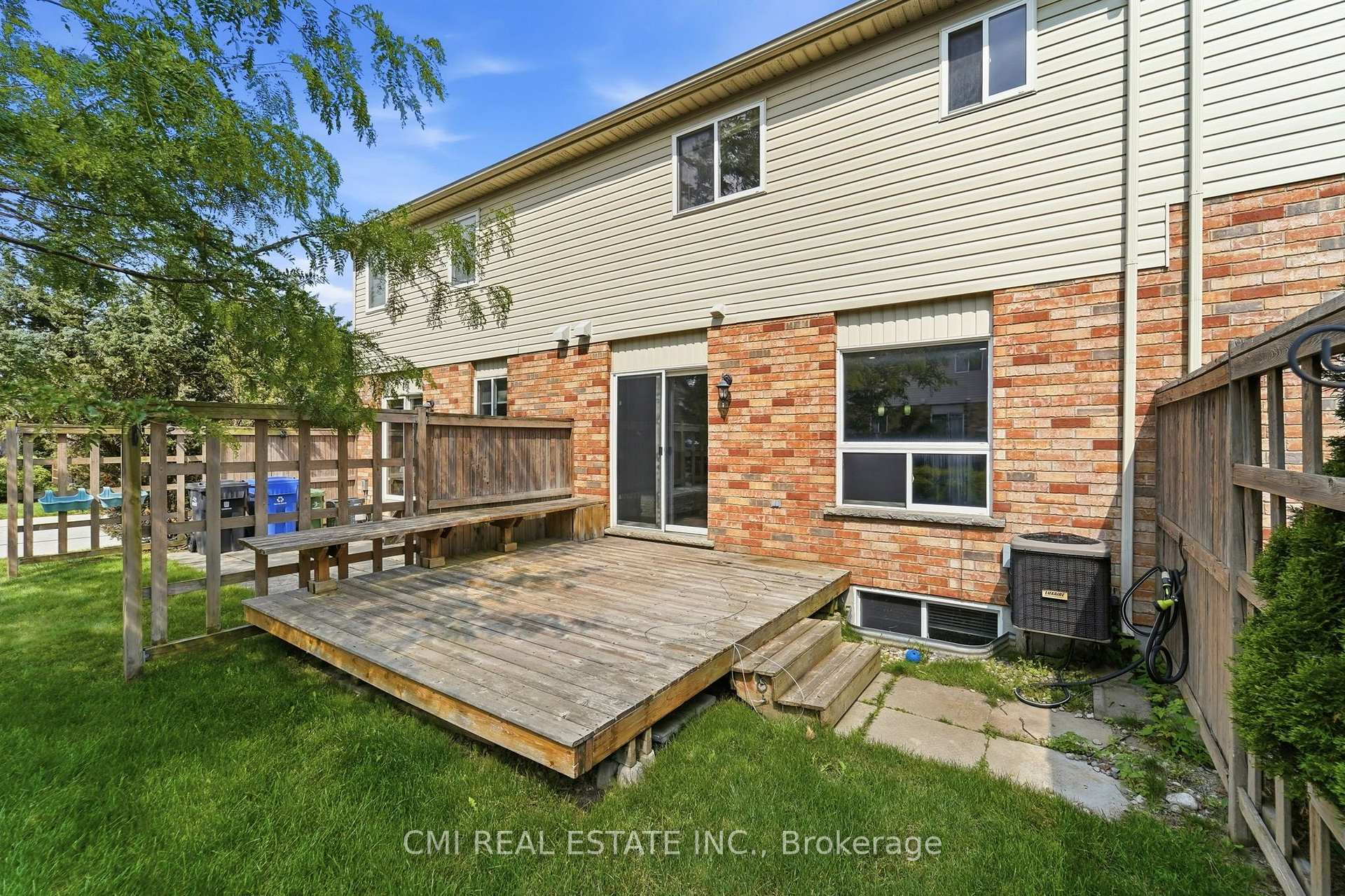Photo 40 of Unit 40, 105 Bard Boulevard, Guelph, Pineridge/Westminster Woods — HOMEH