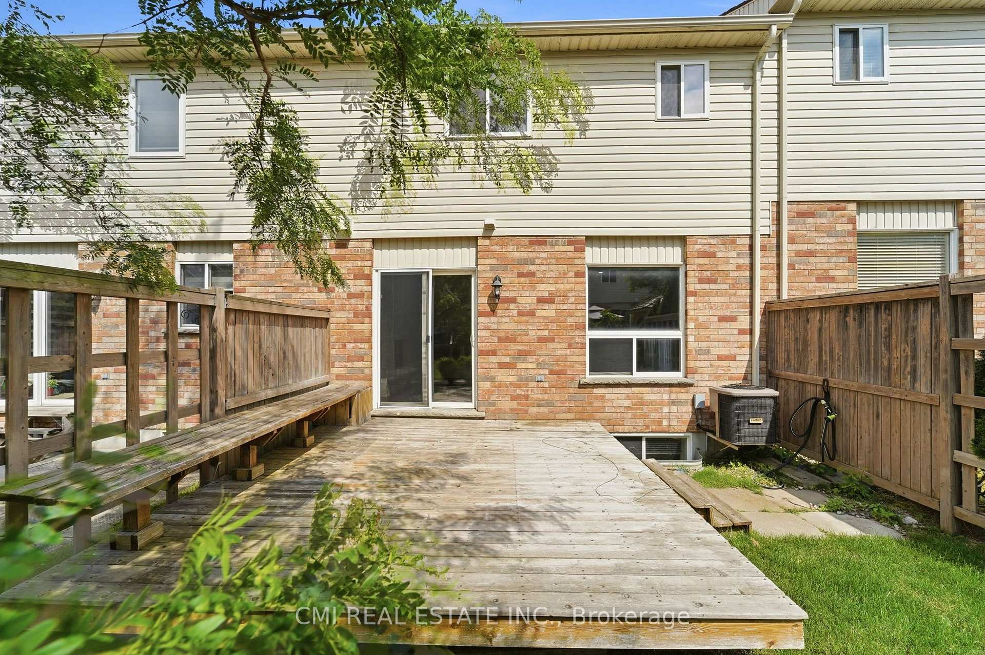 Photo 41 of Unit 40, 105 Bard Boulevard, Guelph, Pineridge/Westminster Woods — HOMEH