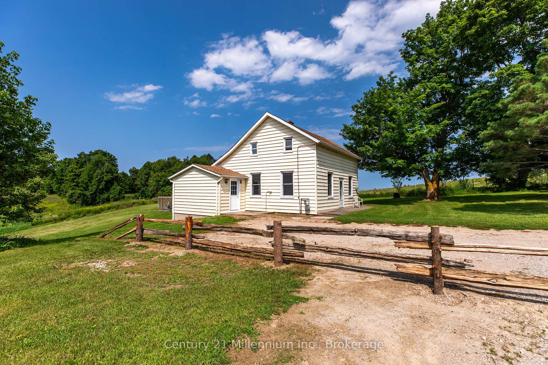 Photo 3 of 306 David Winkler Parkway, West Grey — HOMEH