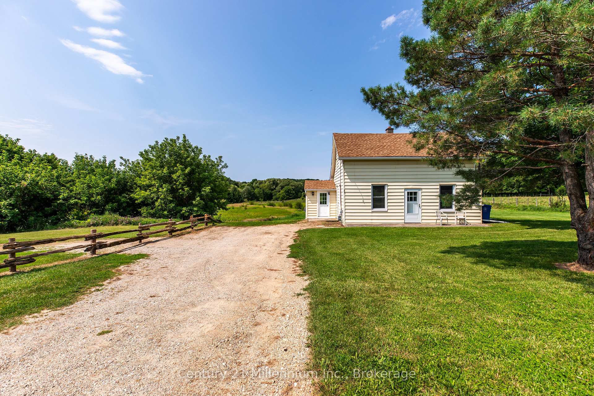 Photo 4 of 306 David Winkler Parkway, West Grey — HOMEH