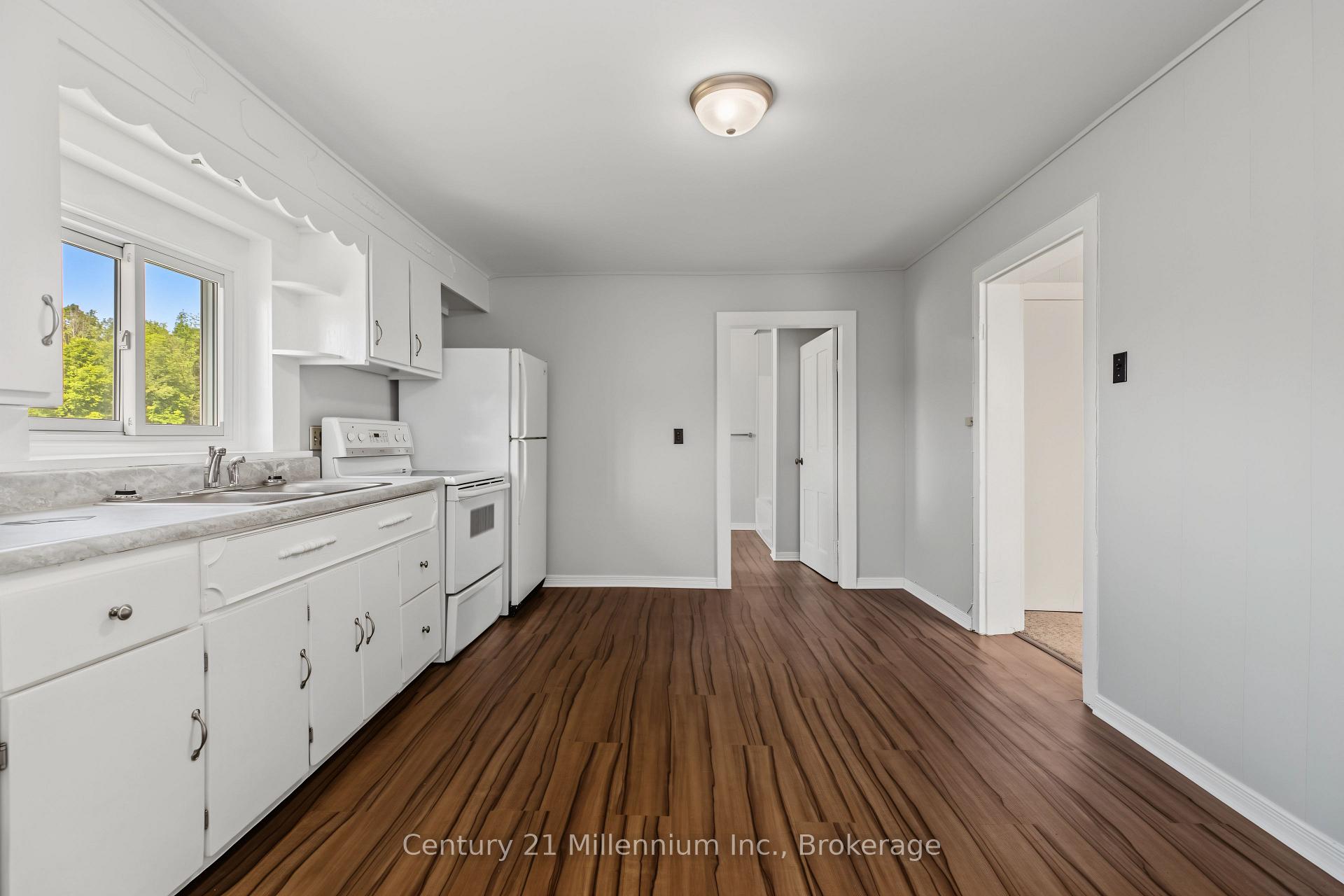 Photo 19 of 306 David Winkler Parkway, West Grey — HOMEH