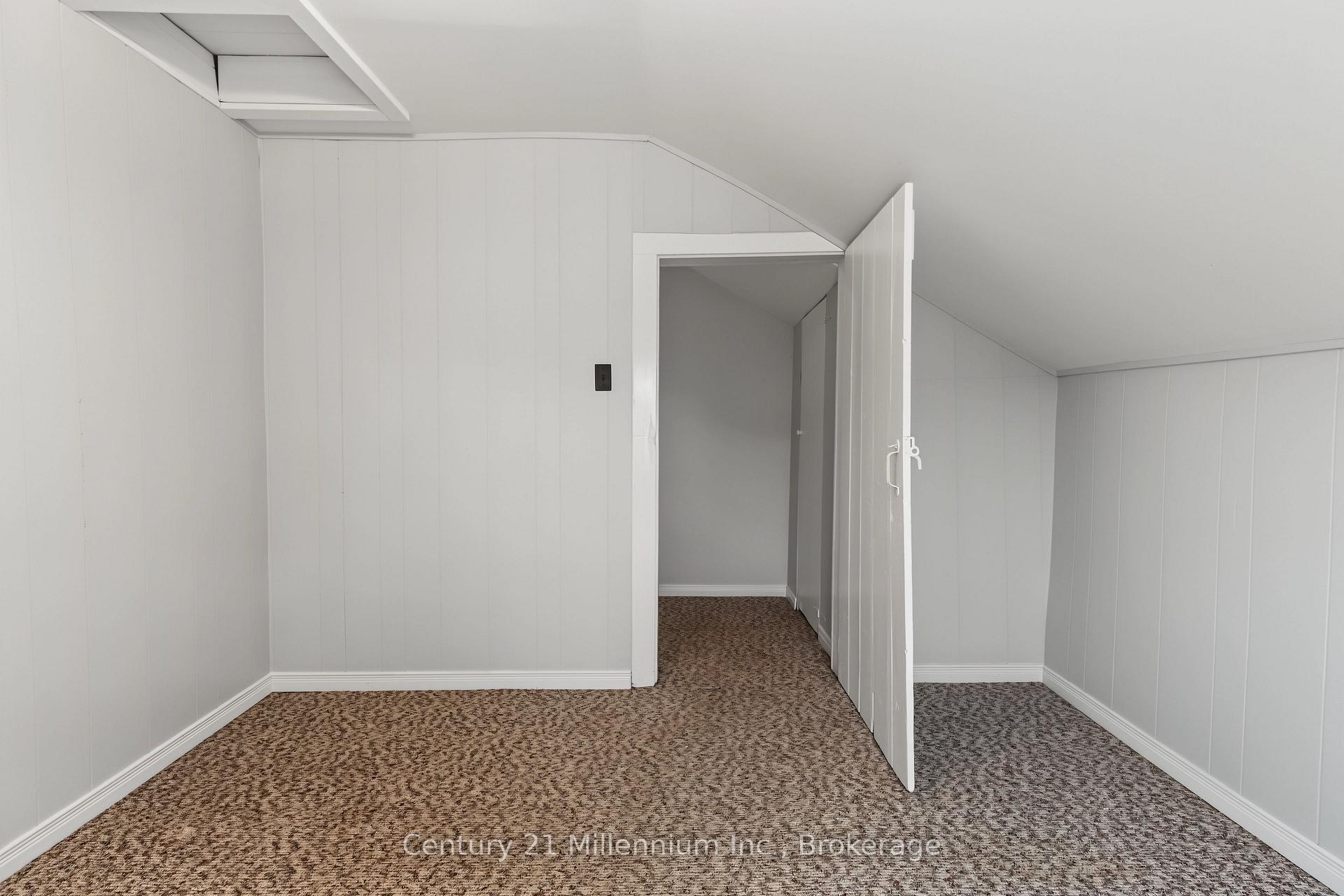 Photo 27 of 306 David Winkler Parkway, West Grey — HOMEH