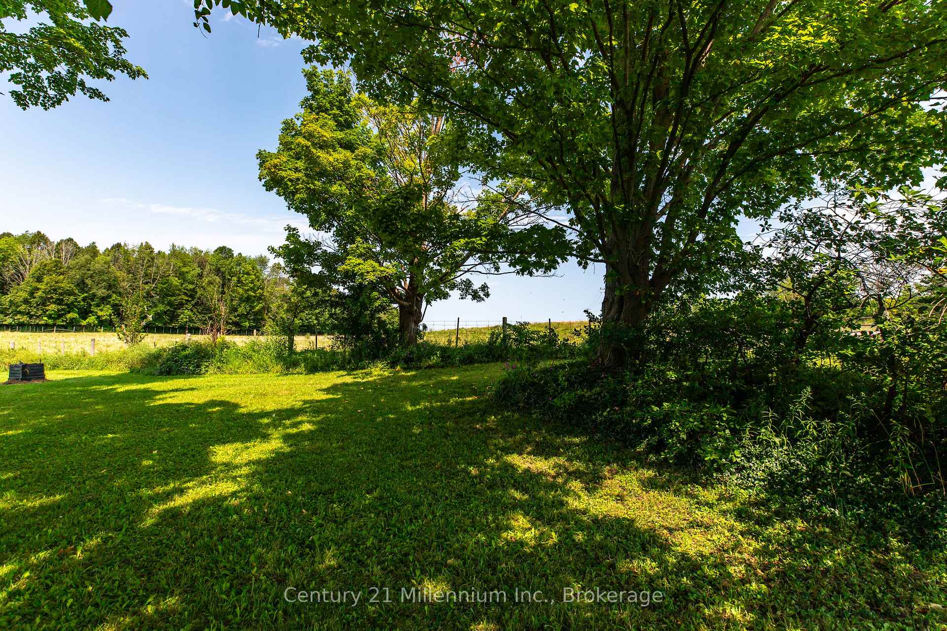 Photo 41 of 306 David Winkler Parkway, West Grey — HOMEH