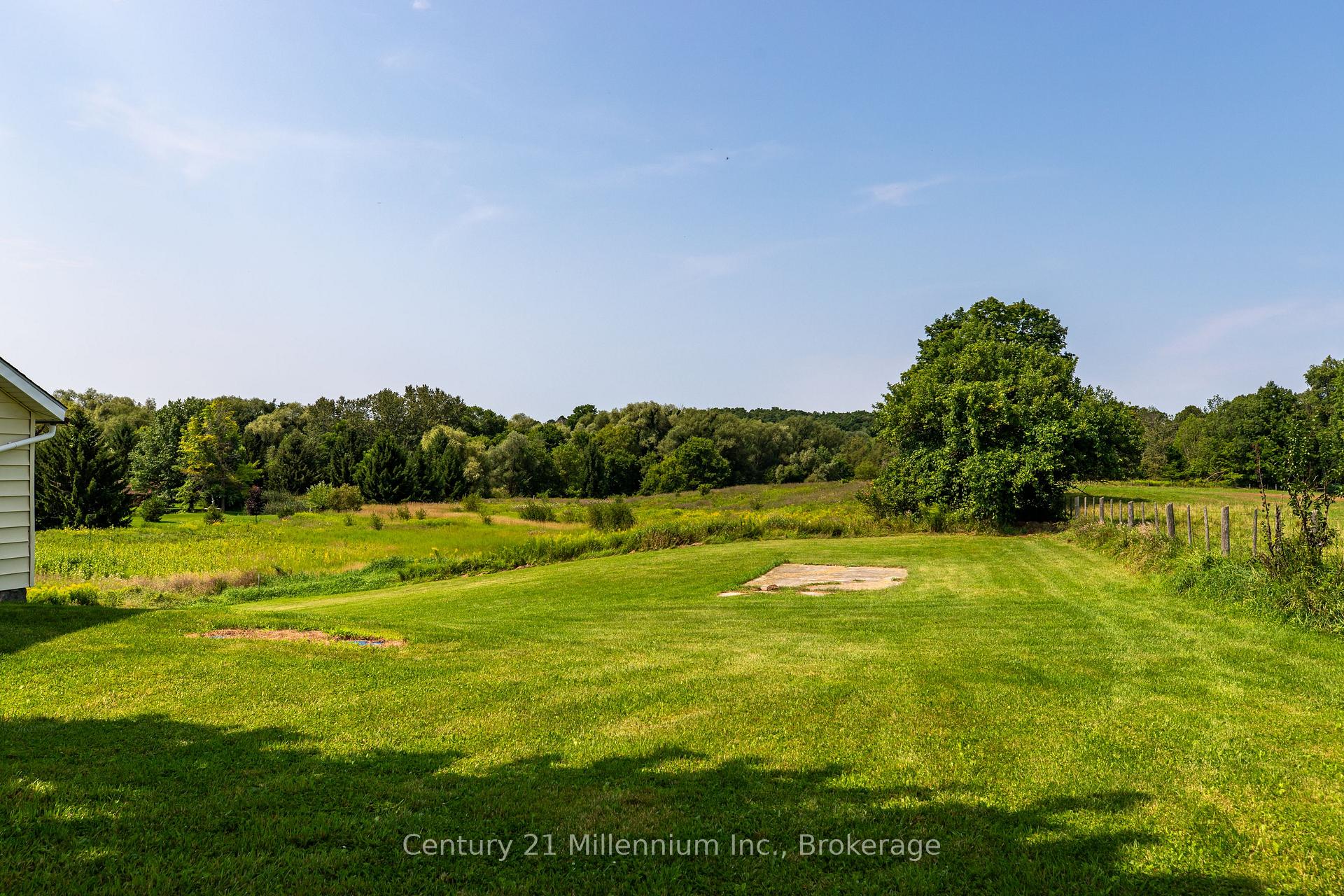 Photo 43 of 306 David Winkler Parkway, West Grey — HOMEH