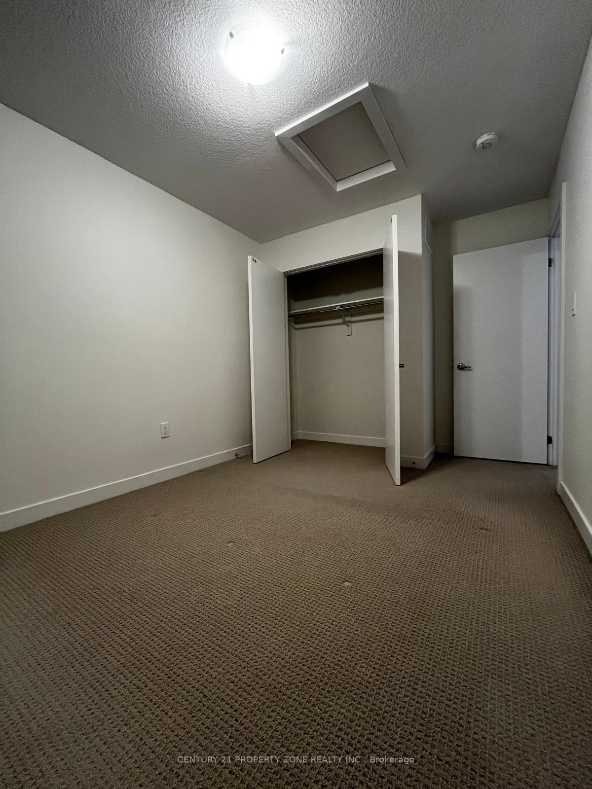 Photo 21 of Unit 64, 590 North Service Road, Hamilton, Stoney Creek — HOMEH