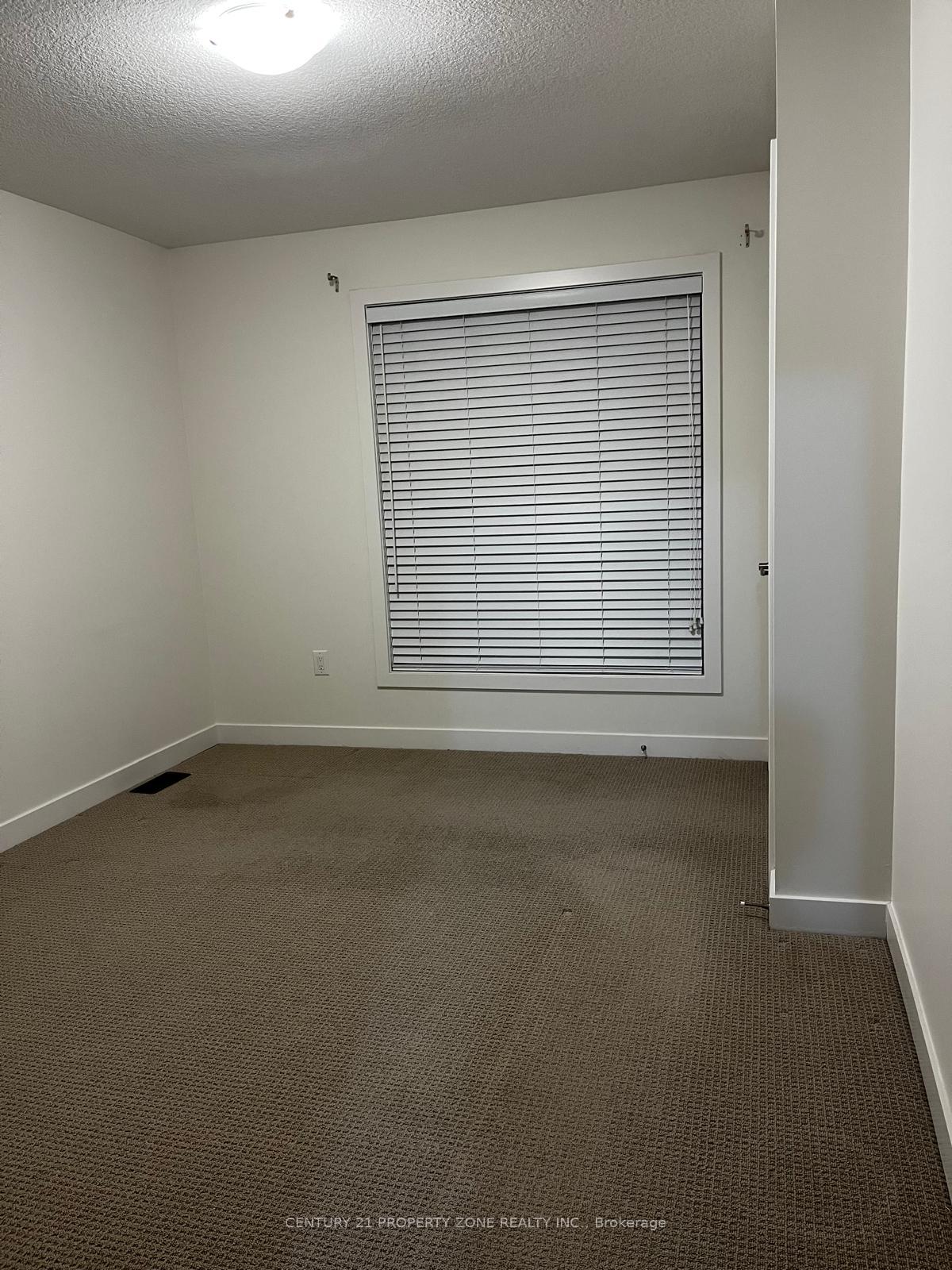 Photo 25 of Unit 64, 590 North Service Road, Hamilton, Stoney Creek — HOMEH