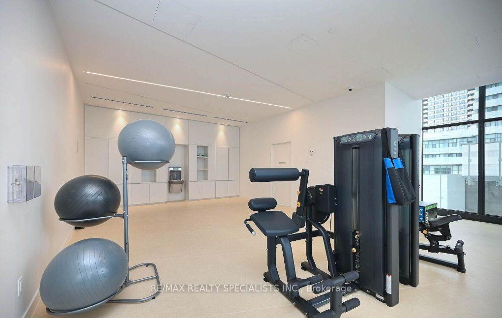 Photo 20 of Unit 3510, 3900 Confederation Parkway, Mississauga, City Centre — HOMEH