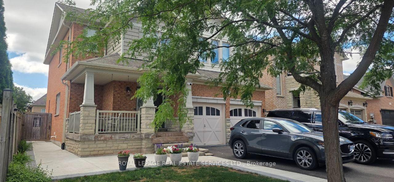 Photo 3 of 45 Mapleton Mills Drive S, King, Schomberg — HOMEH