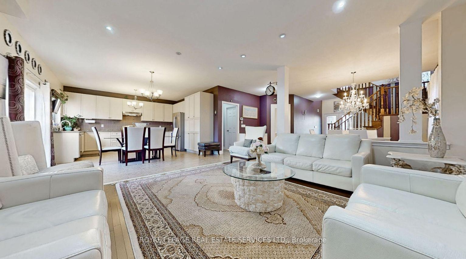 Photo 9 of 45 Mapleton Mills Drive S, King, Schomberg — HOMEH